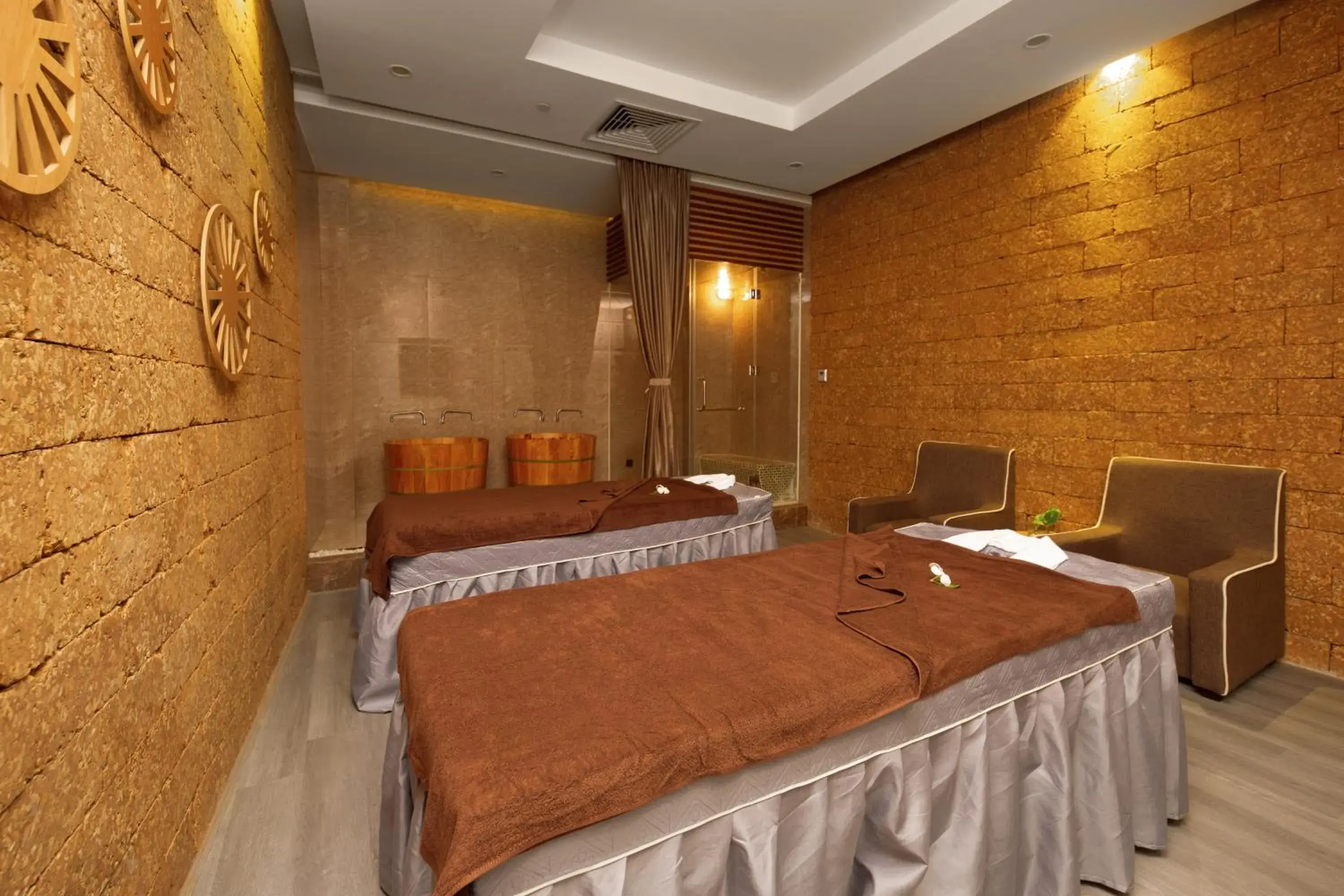 Spa and wellness centre/facilities, Bed in Citadines Pearl Hoi An