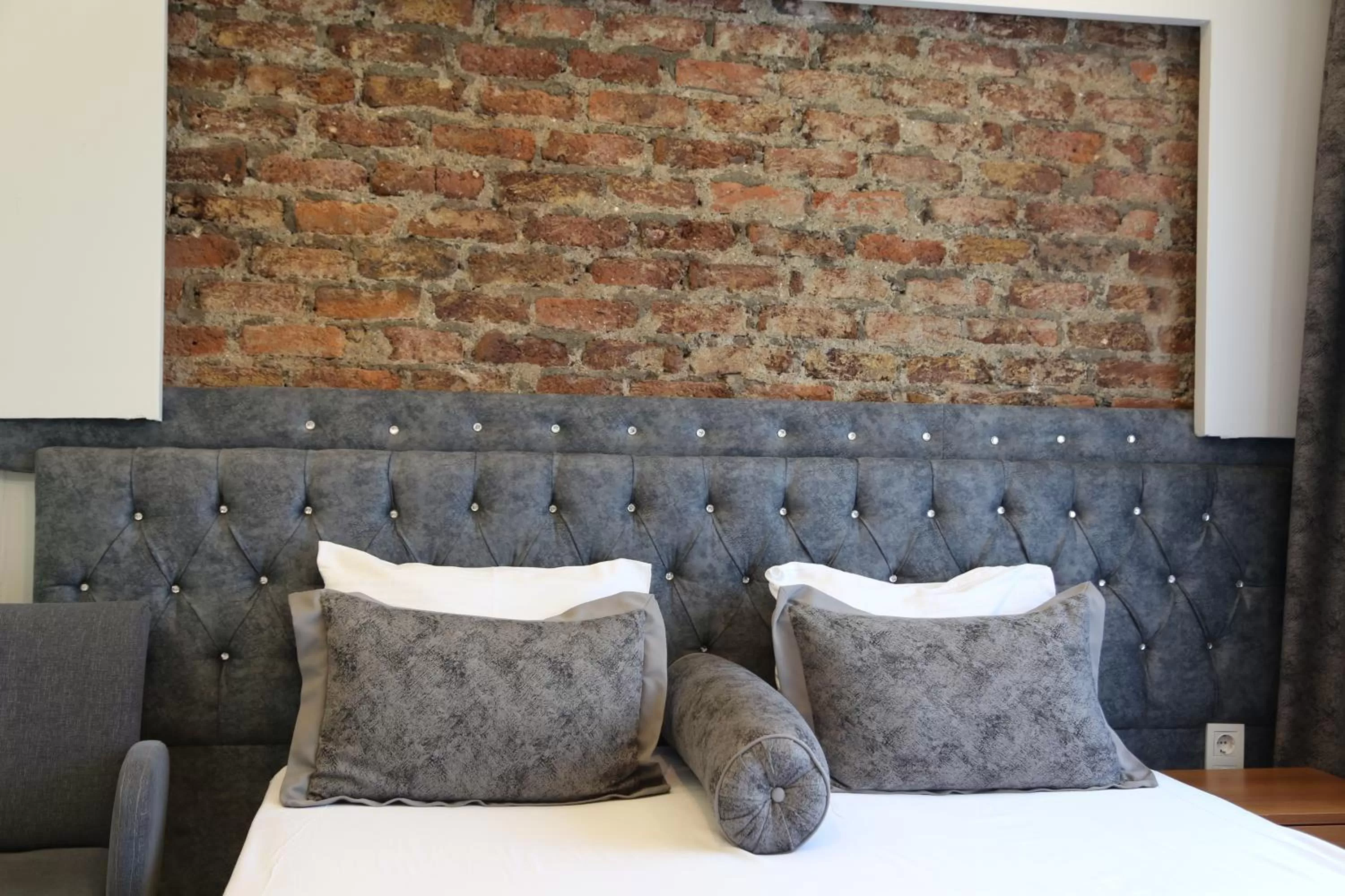 Bed in Arat Apartments