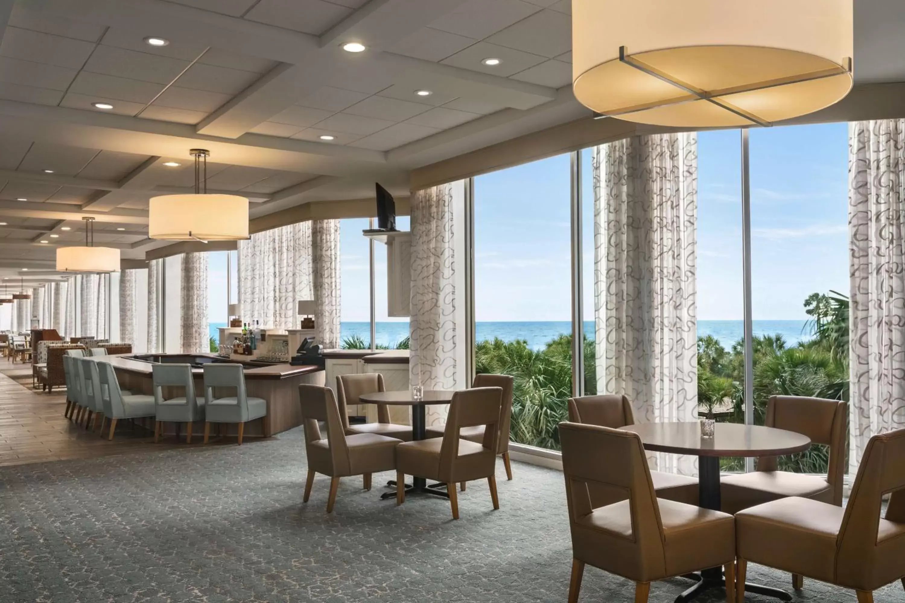 Lounge or bar, Restaurant/Places to Eat in Hilton Myrtle Beach Resort