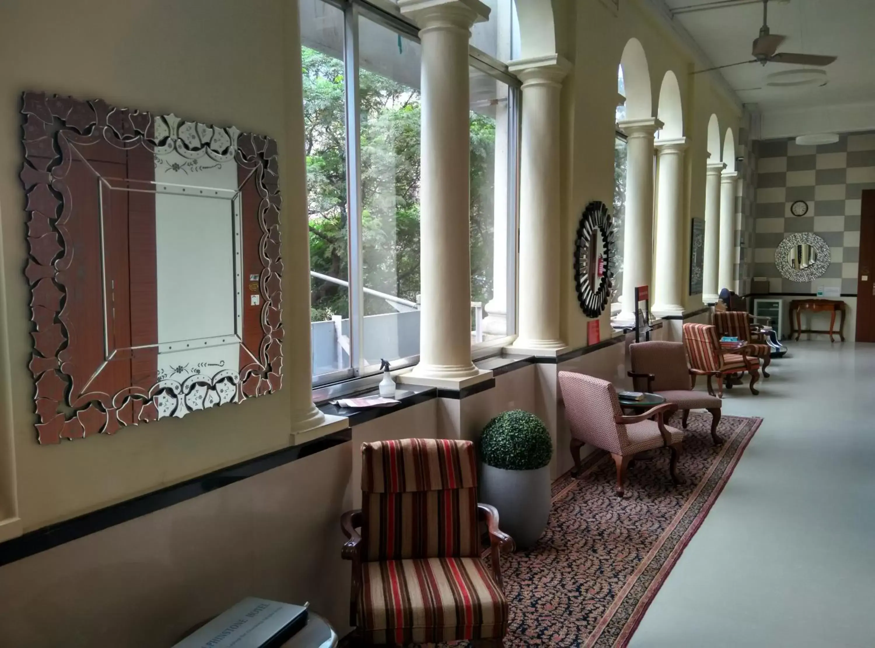 Lobby or reception, Seating Area in Elphinstone Hotel