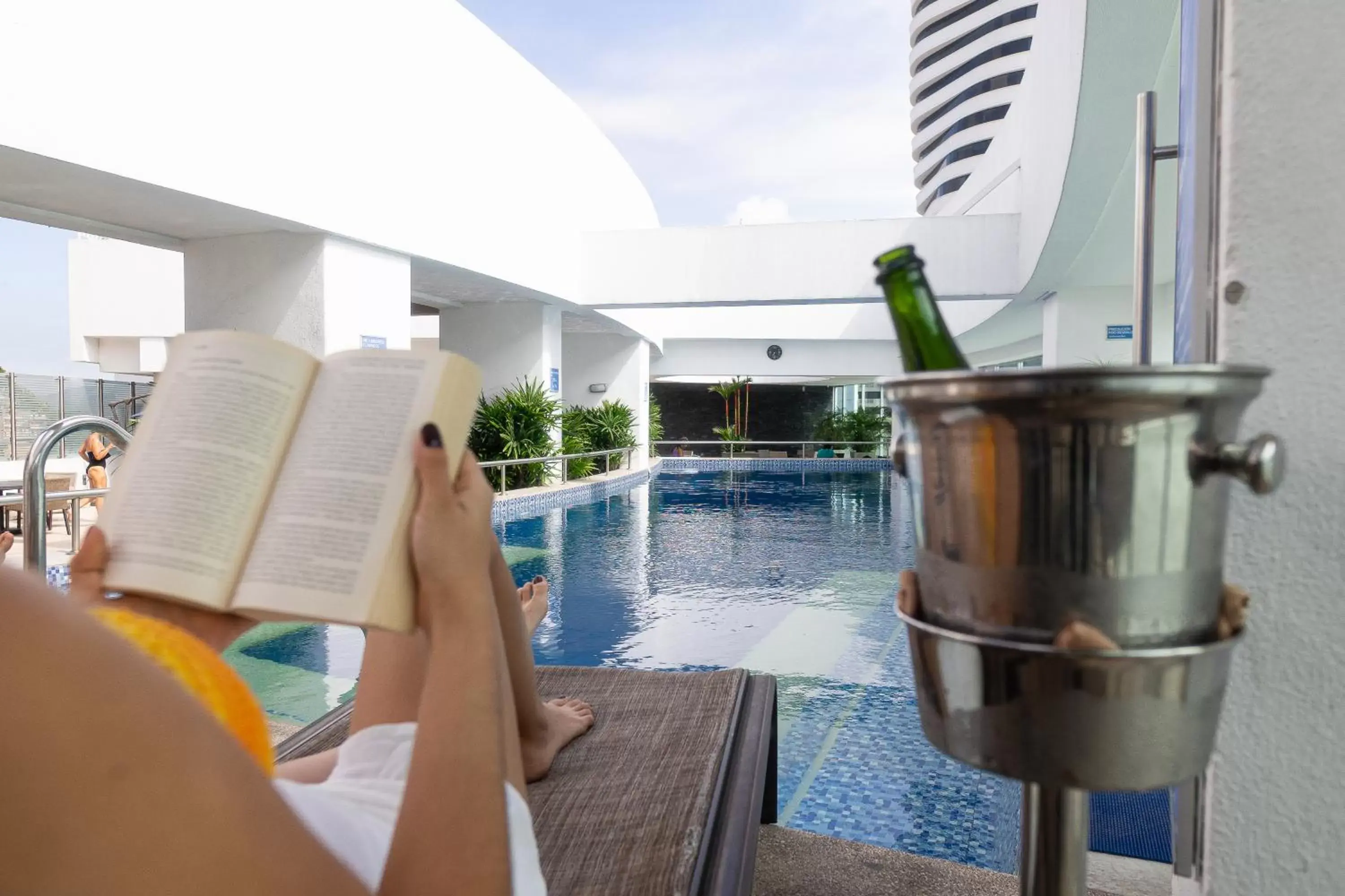 Swimming Pool in Wyndham Guayaquil, Puerto Santa Ana