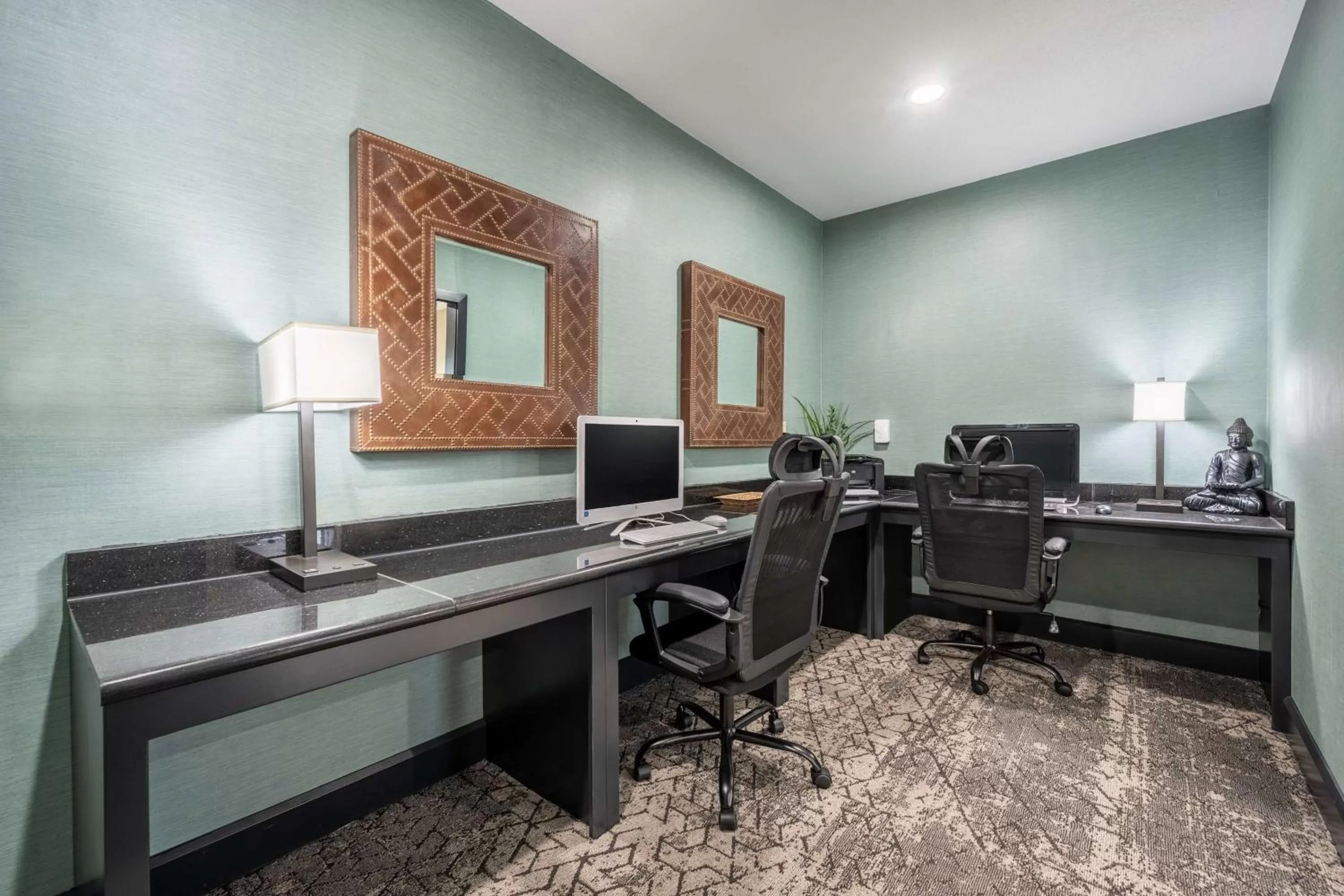 Business facilities in Best Western Huntsville Inn & Suites