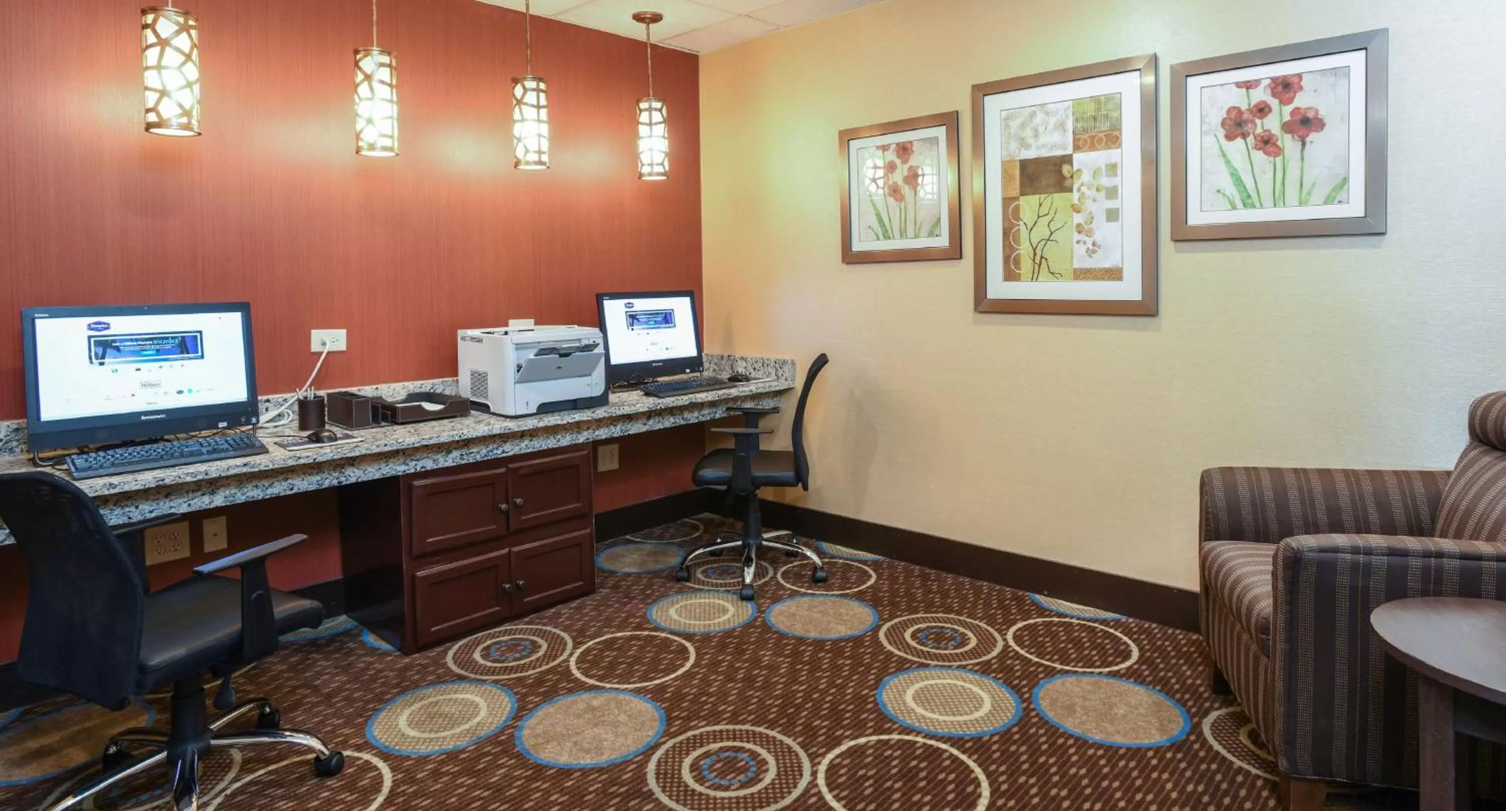 Business facilities in Hampton Inn Dry Ridge