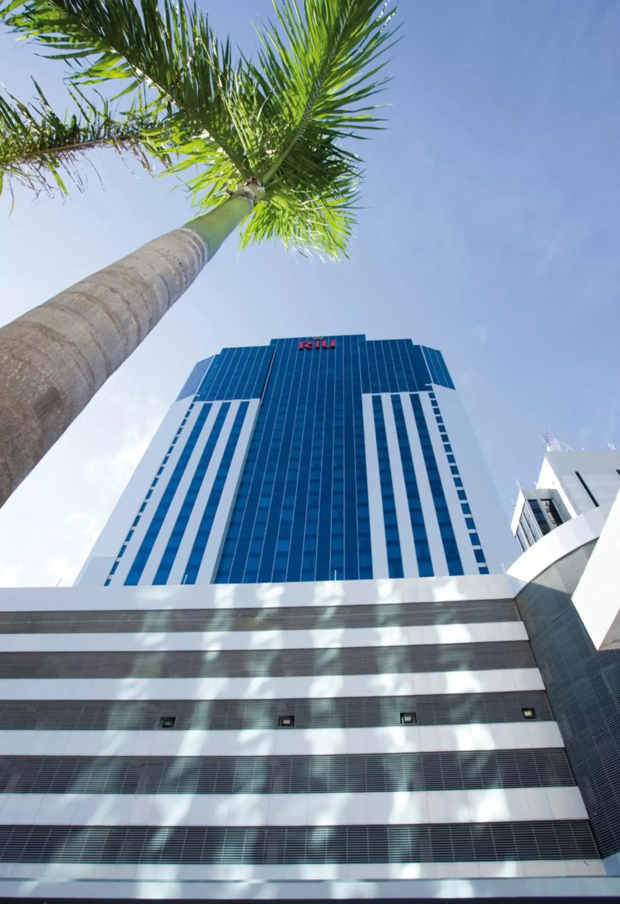 Facade/entrance, Property Building in Riu Plaza Panamá