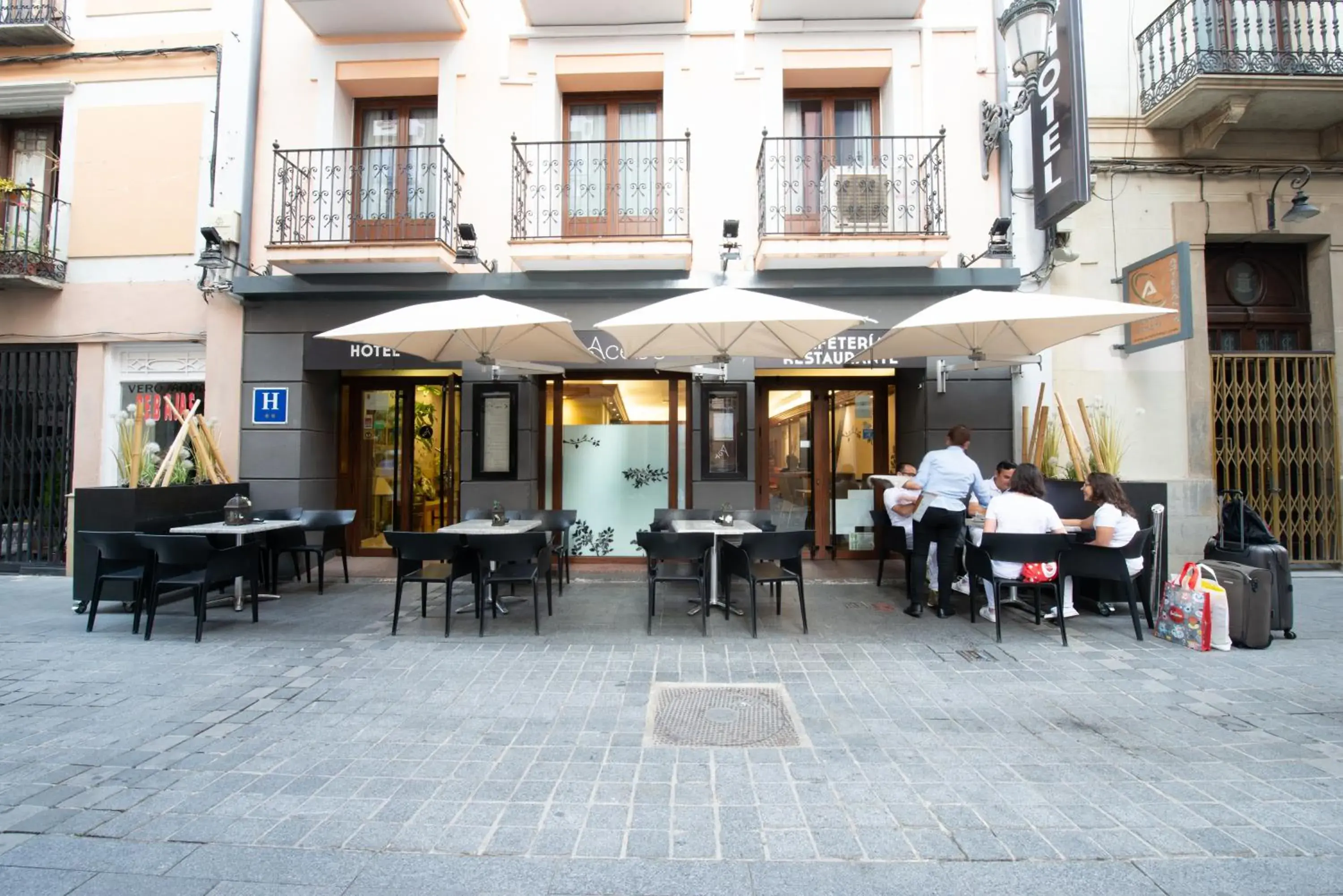 Facade/entrance, Restaurant/Places to Eat in Hotel El Acebo