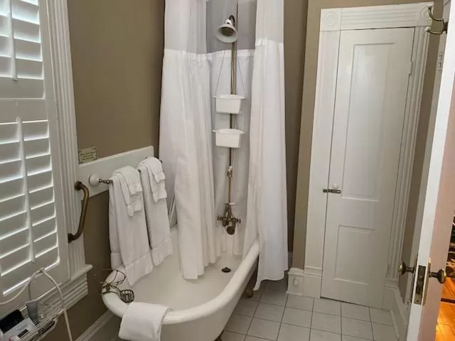 Decorative detail in Trowell Historic Inn