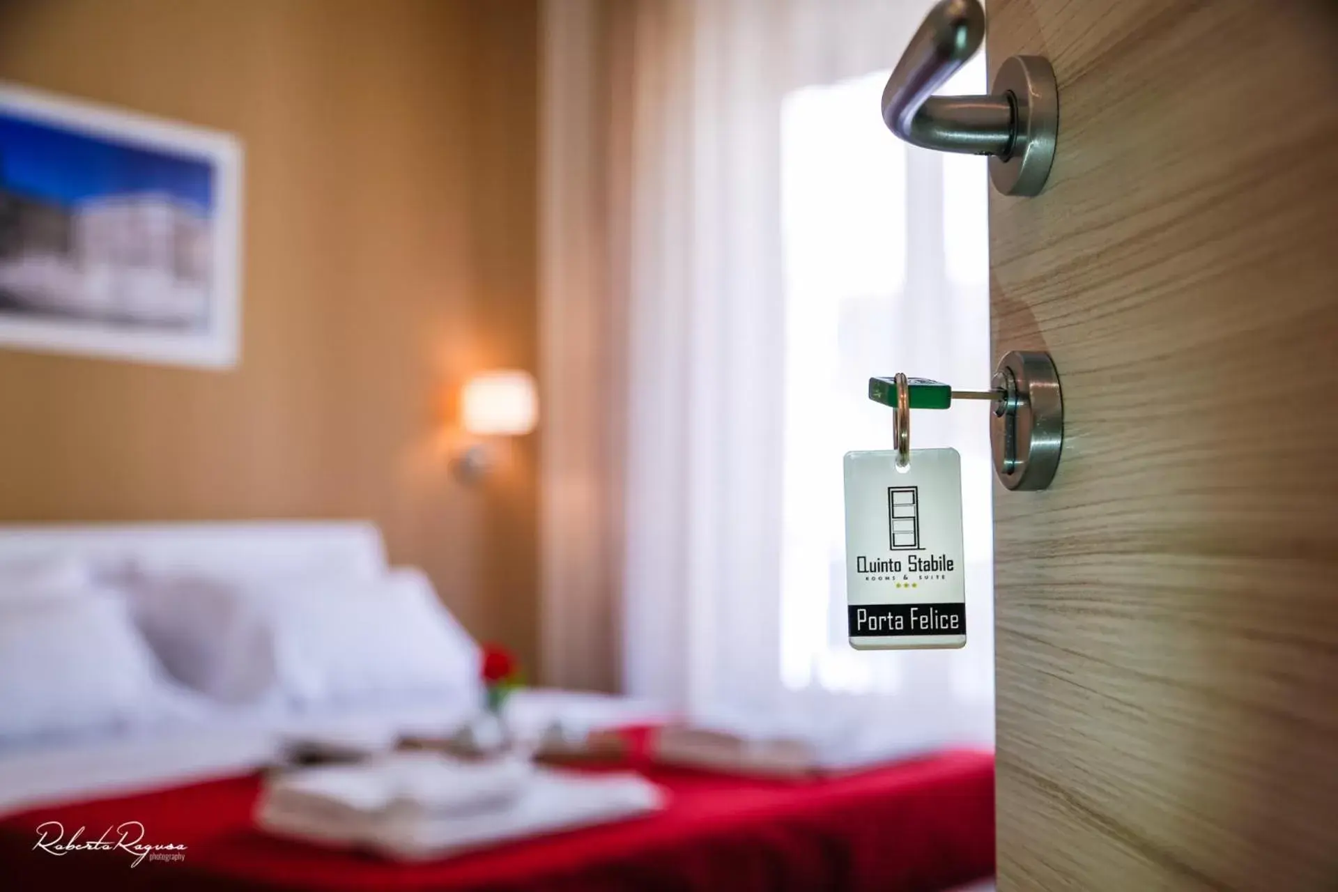 Shower, Bed in Quinto Stabile Rooms&Suite