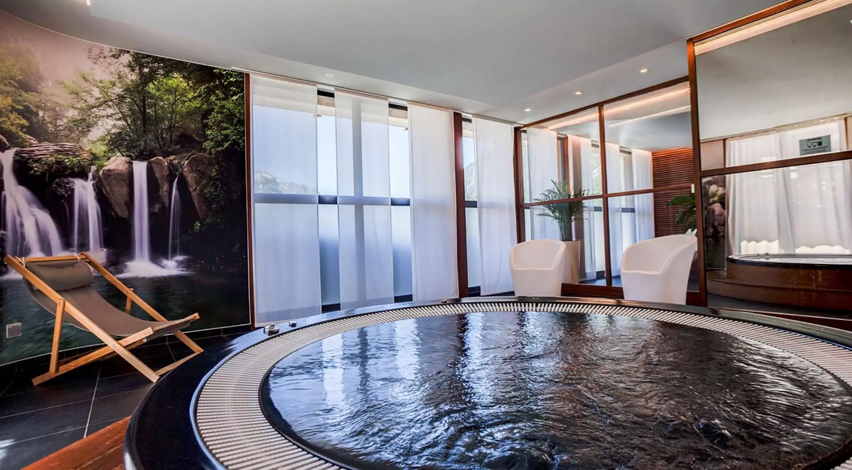 Spa and wellness centre/facilities, Swimming Pool in Excelsior Chamonix Hôtel & Spa