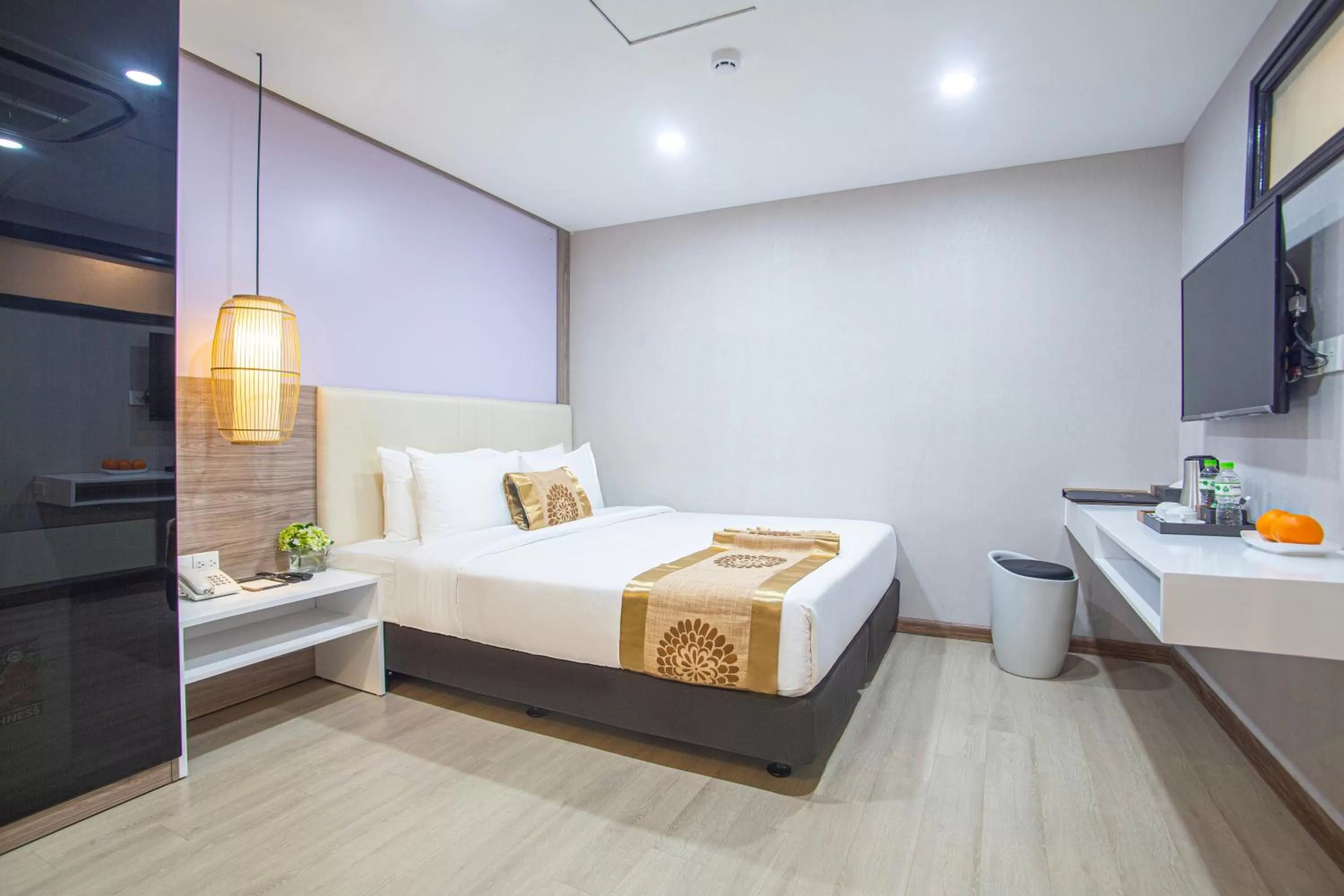 Bedroom, Bed in Bridge Lakeside Room For Rent Hanoi