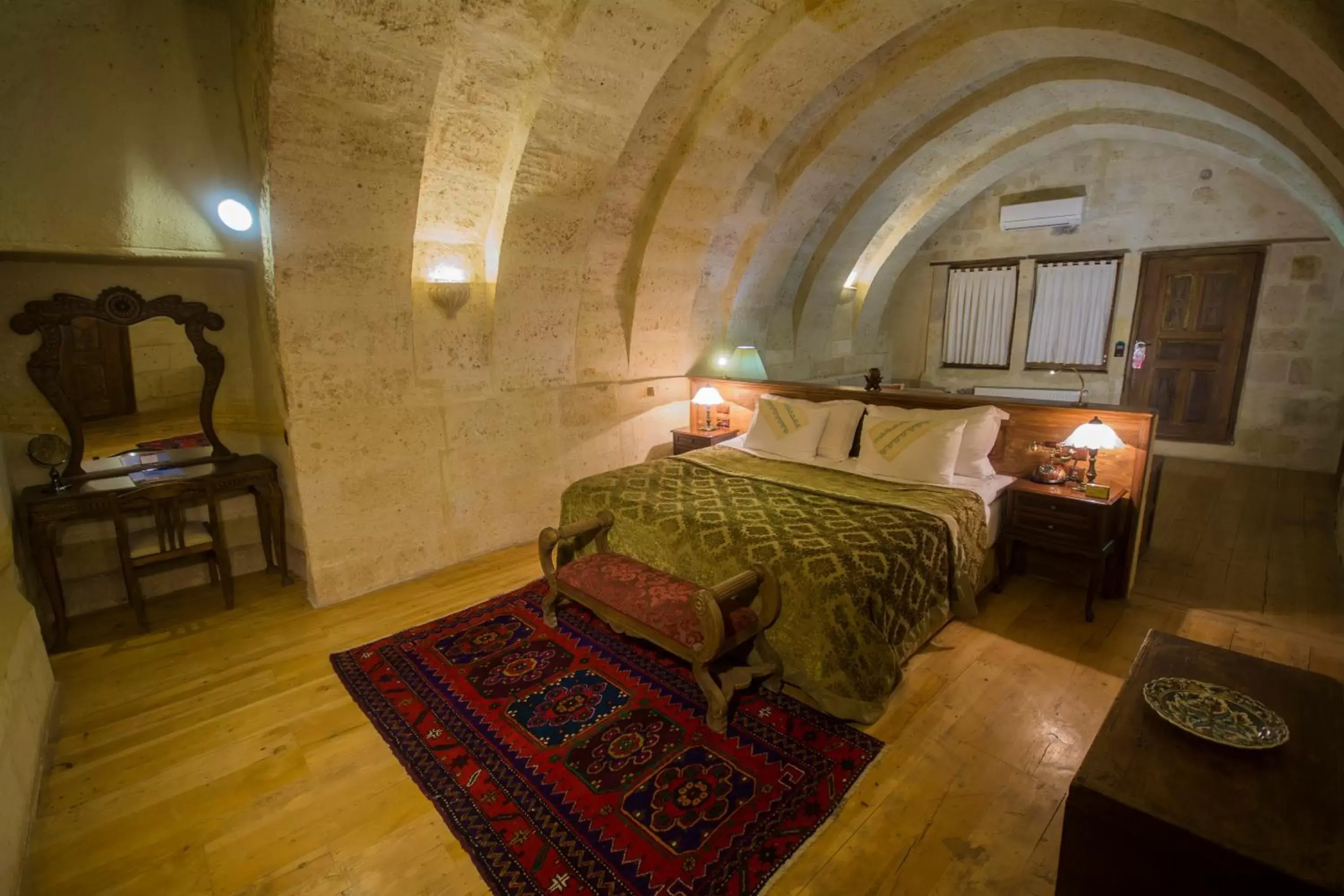 Bedroom, Bed in Fresco Cave Suites Cappadocia