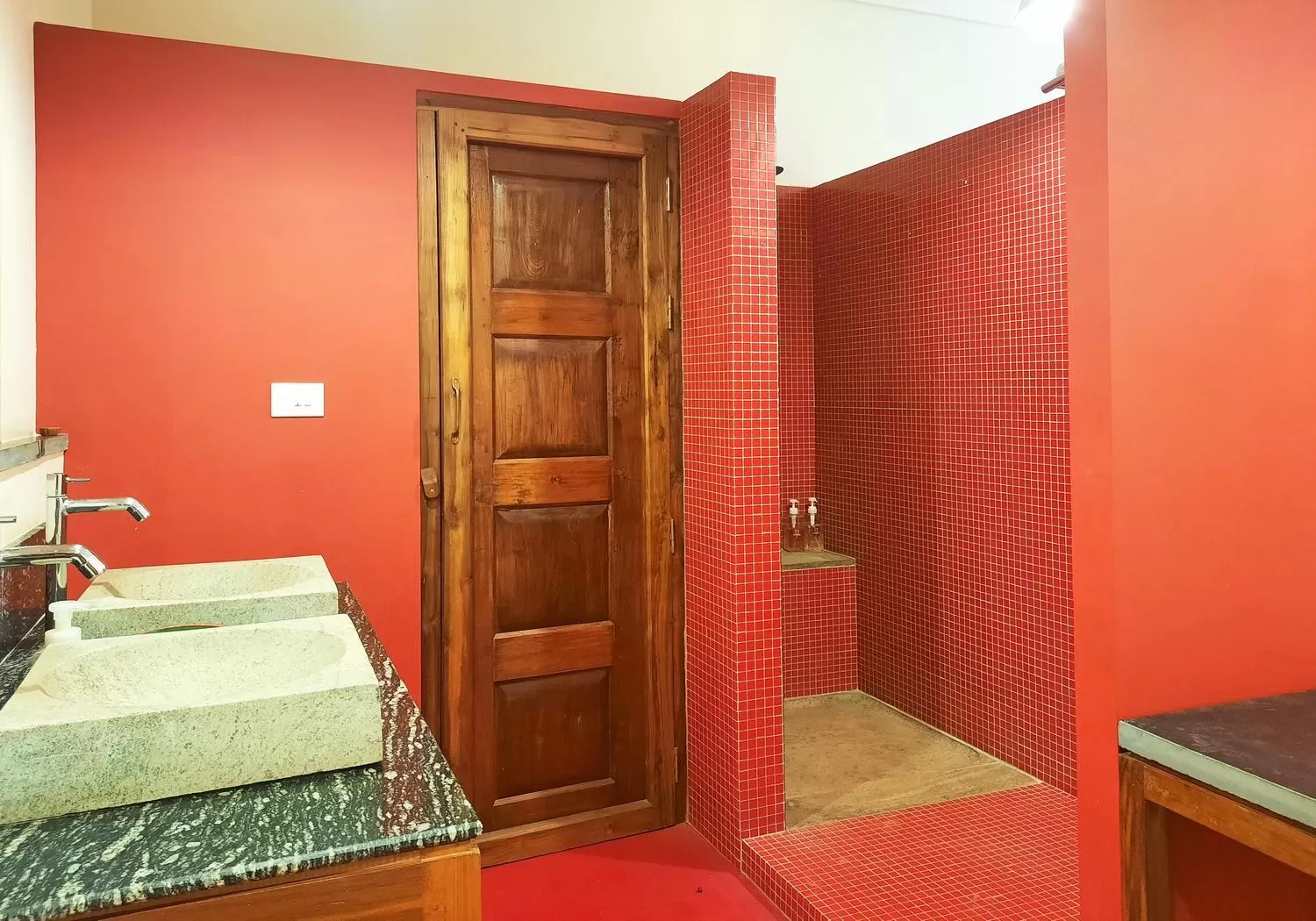 Bathroom, Bed in Saratha Vilas Chettinad