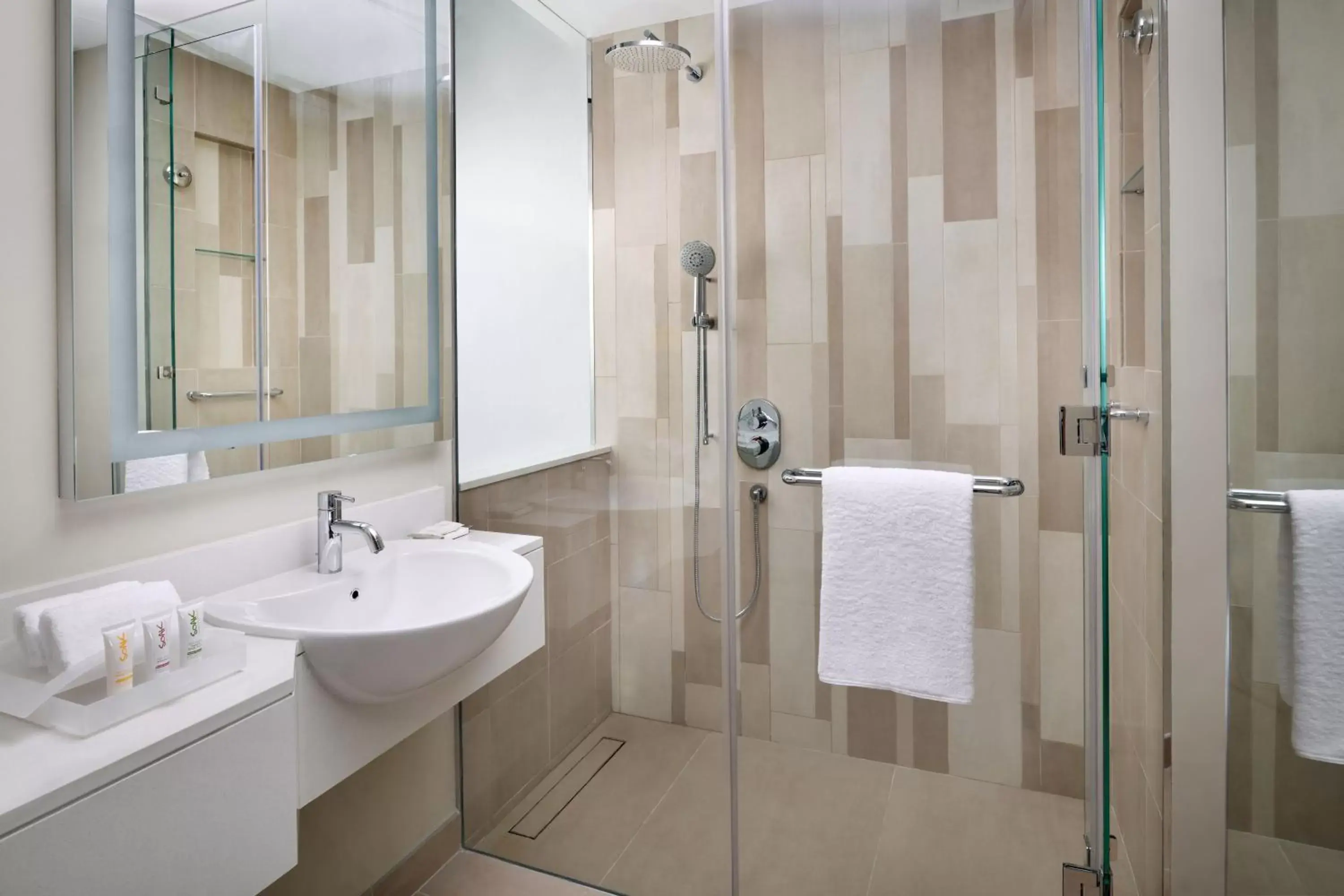 Photo of the whole room, Bathroom in Holiday Inn & Suites - Dubai Festival City Mall, an IHG Hotel