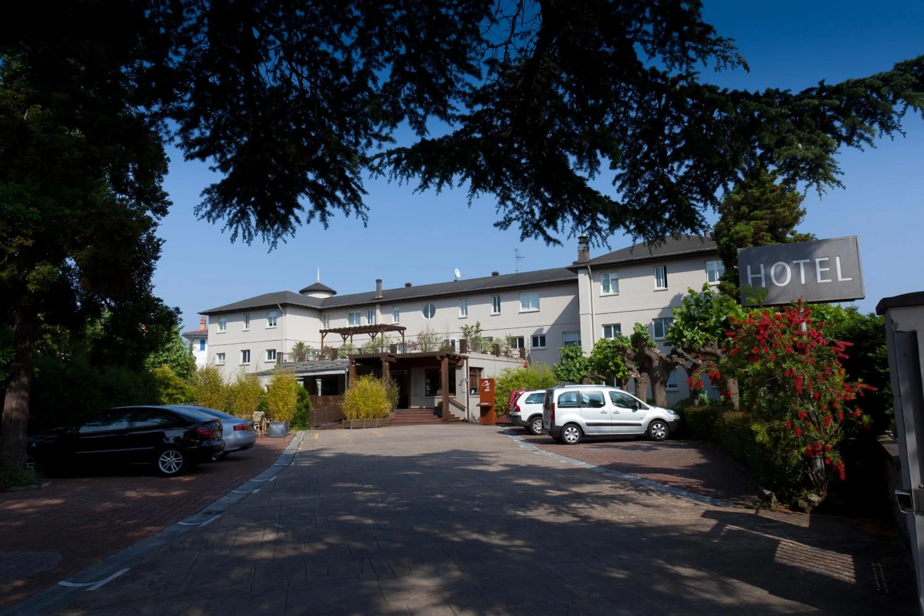 Facade/entrance in Hotel Rio Bidasoa