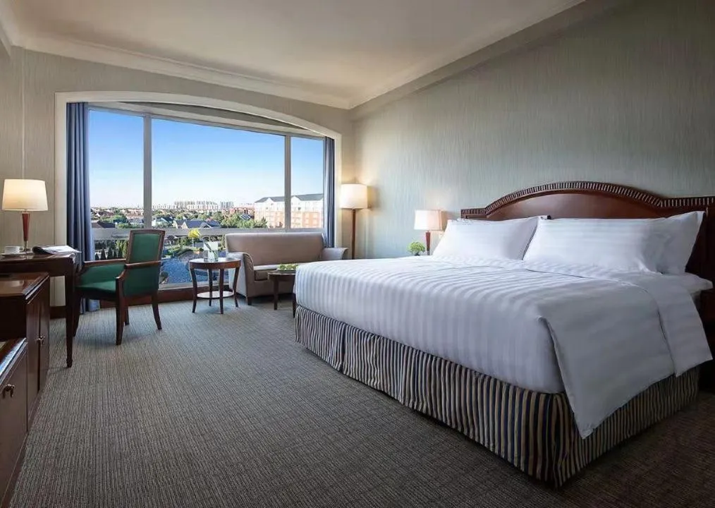 Bed in Wyndham Beijing North