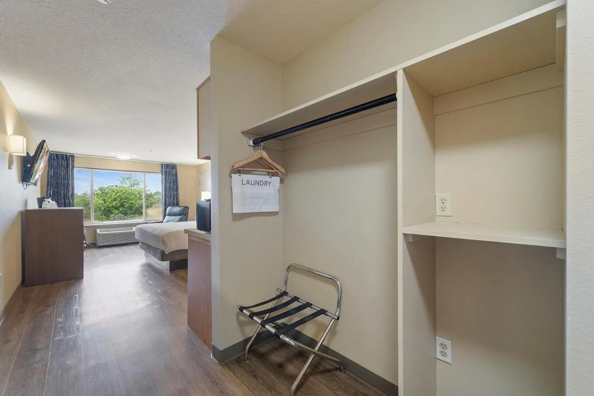 Oceanview Inn at the Arch Oceanview Inn at the Arch