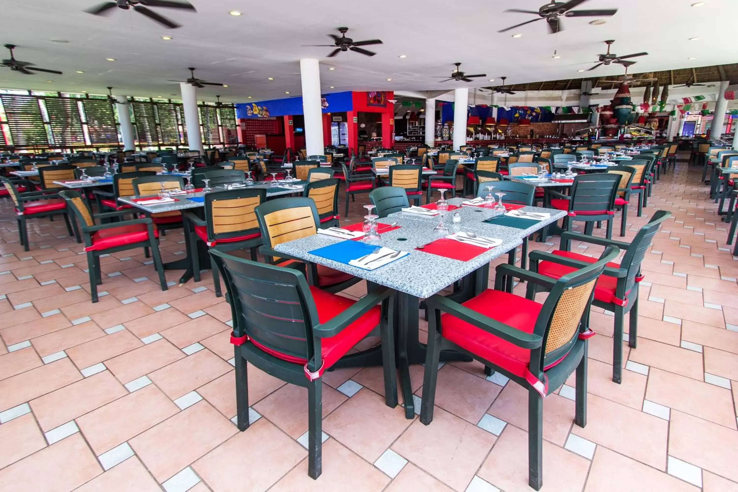 Restaurant/places to eat in Royal Decameron Complex - All Inclusive