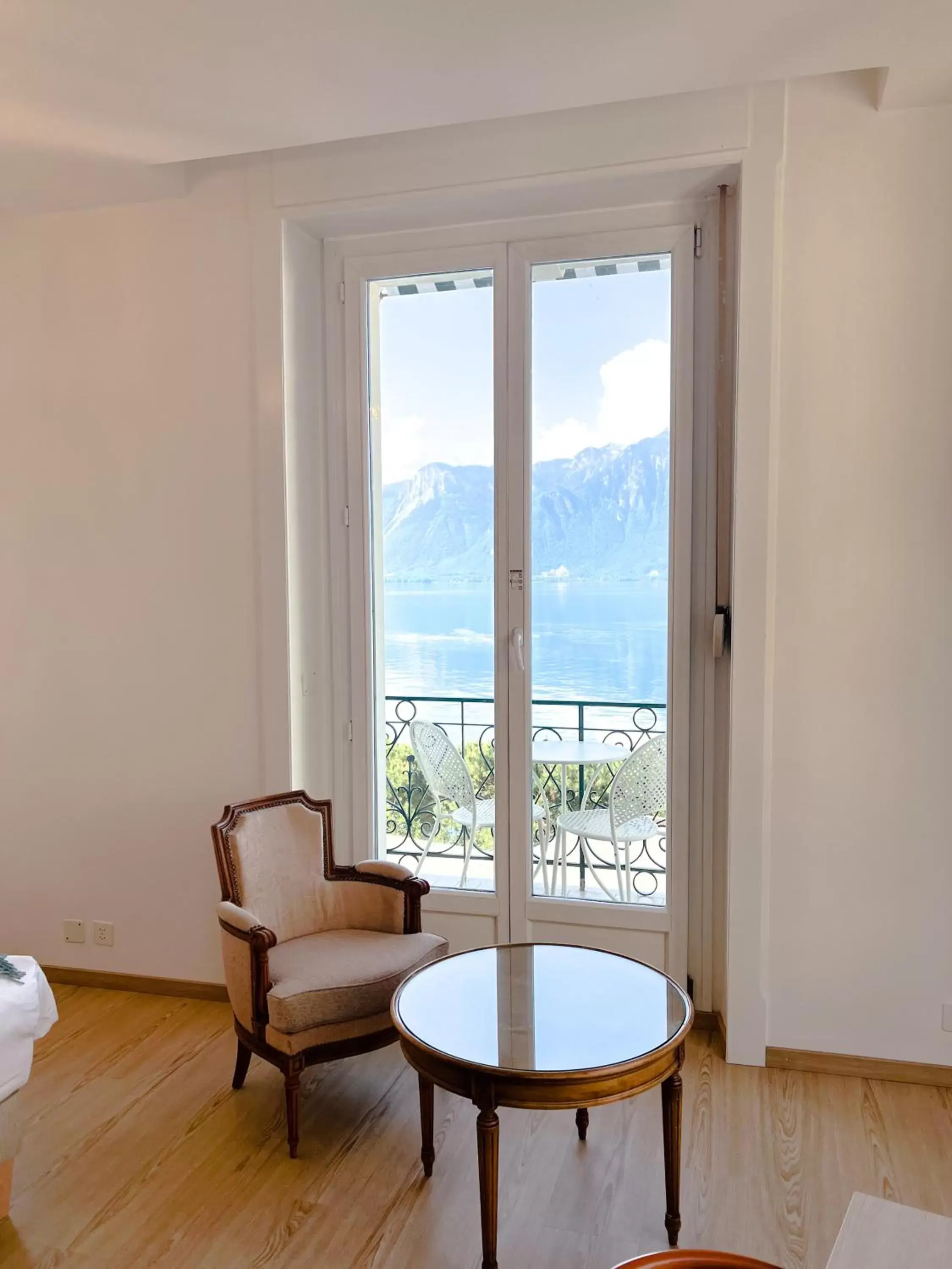 Seating Area in Hotel Eden Palace au Lac