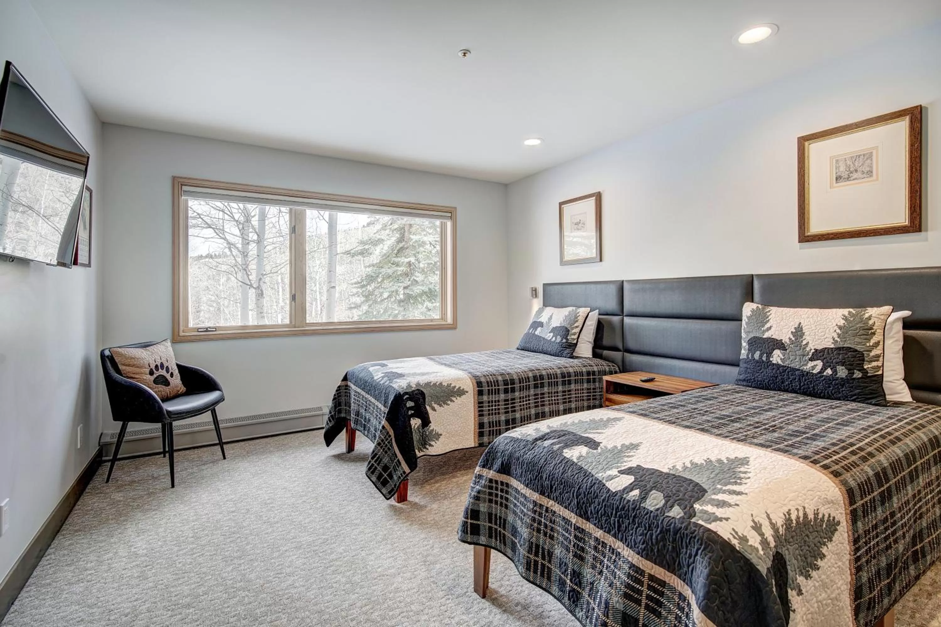 Bed in The Pines Lodge, a RockResort