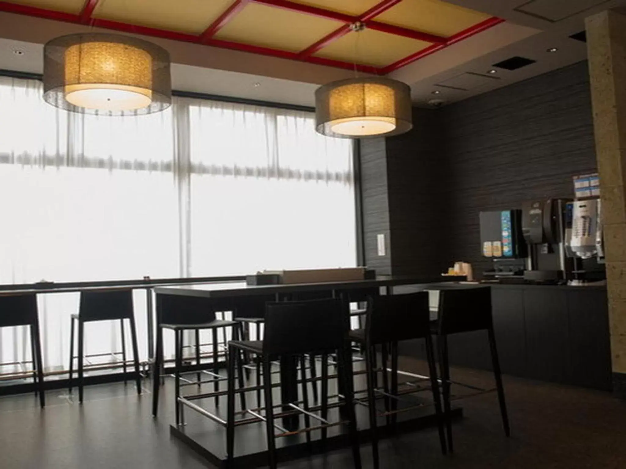 Lounge or bar in SAKURA SKY HOTEL KASHIWA(桜スカイホテル柏) Lounge or bar in SAKURA SKY HOTEL KASHIWA(桜スカイホテル柏)