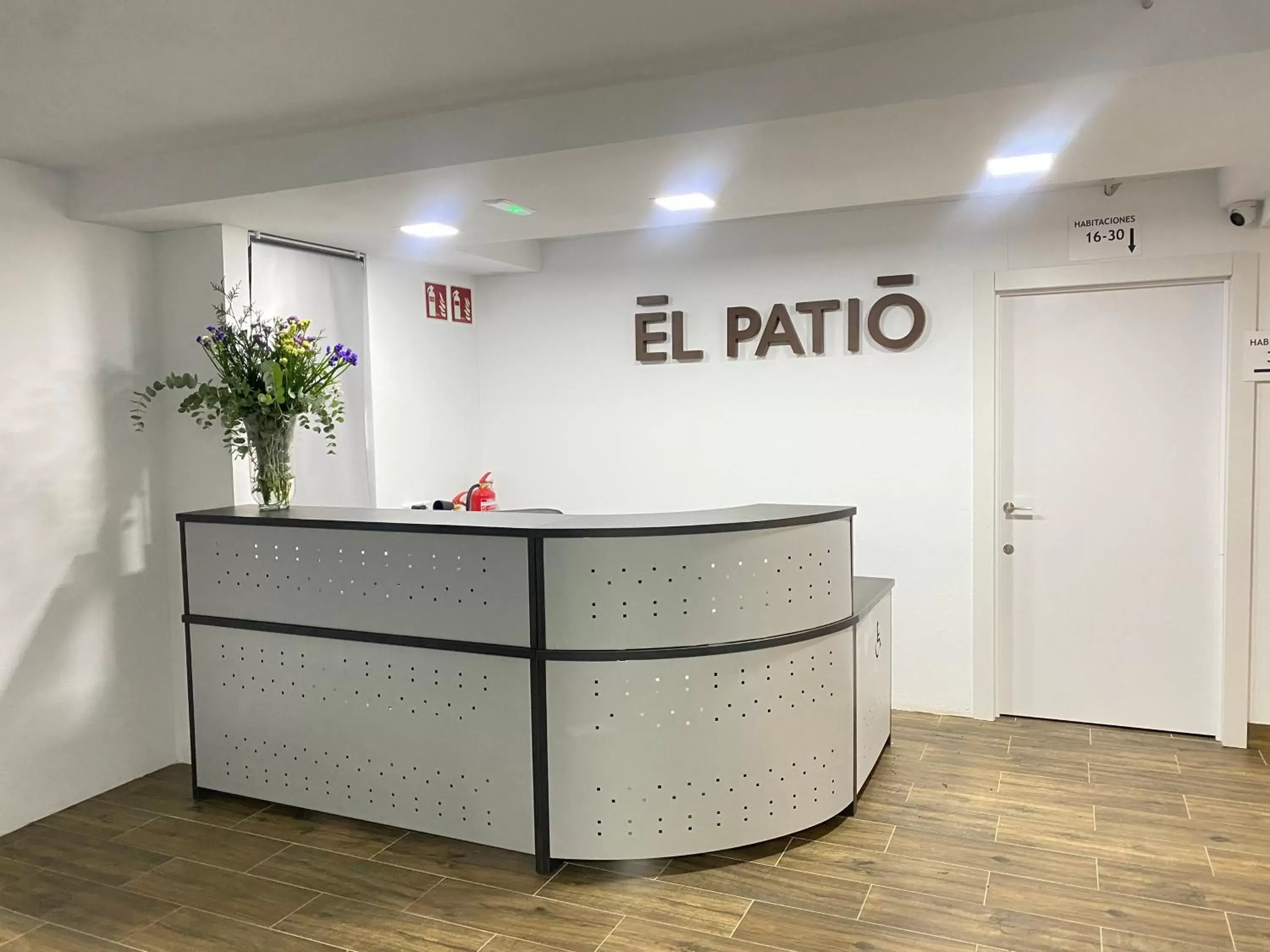 Lobby or reception, Lobby/Reception in El Patio Hostal