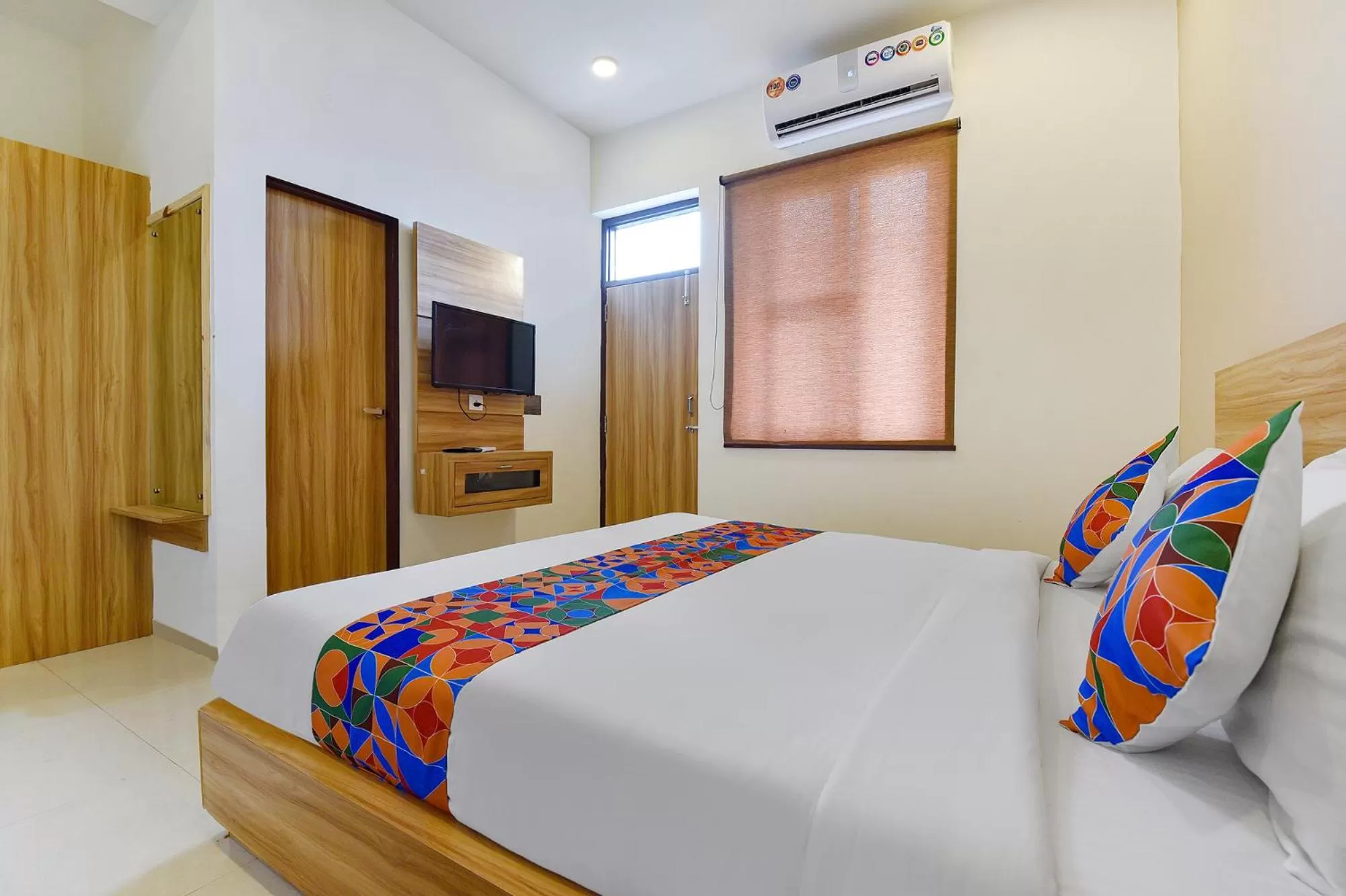 Bed in FabHotel Oxus