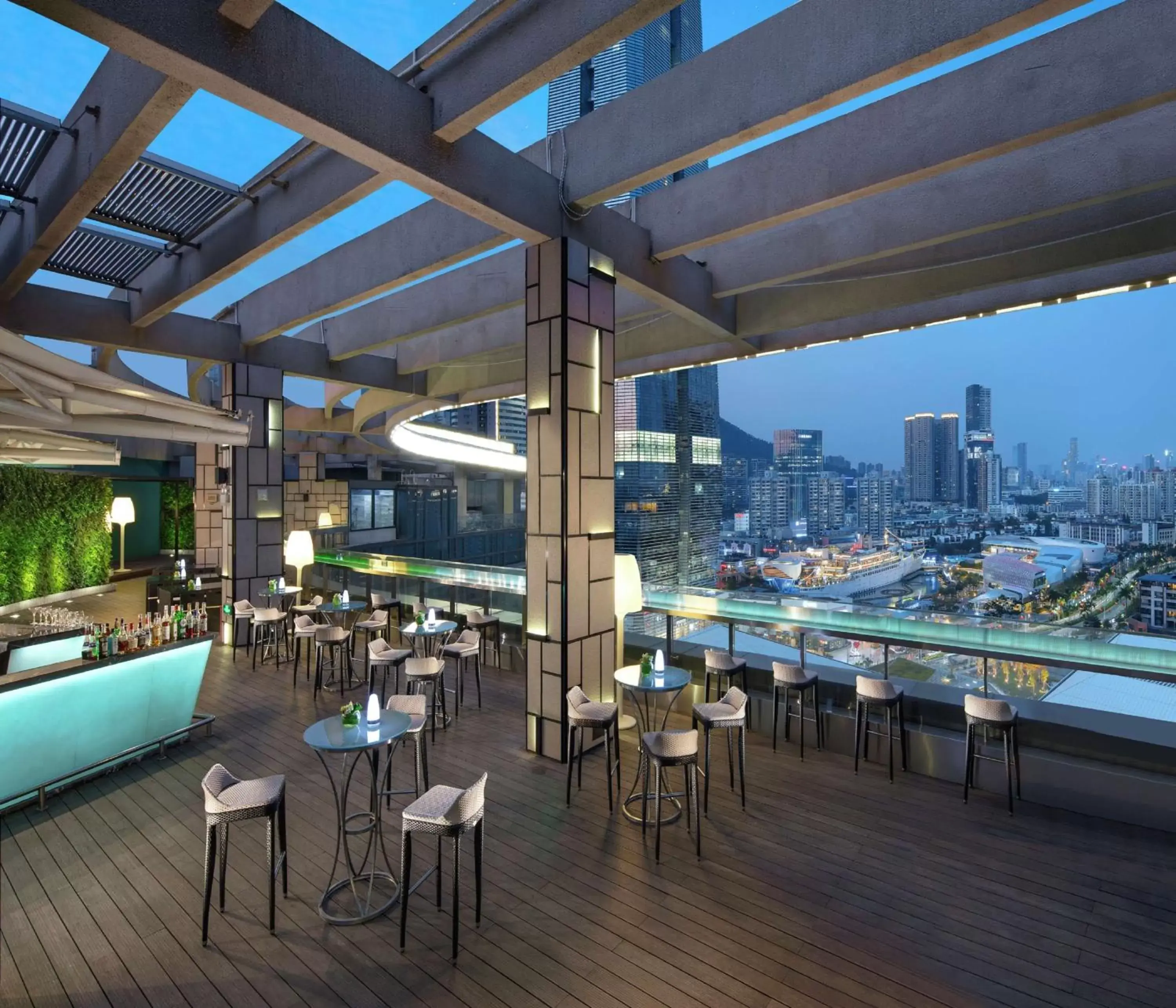 Lounge or bar, Restaurant/Places to Eat in Hilton Shenzhen Shekou Nanhai