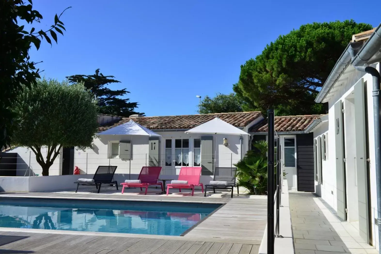 Swimming Pool in Hotel Les Bois Flottais