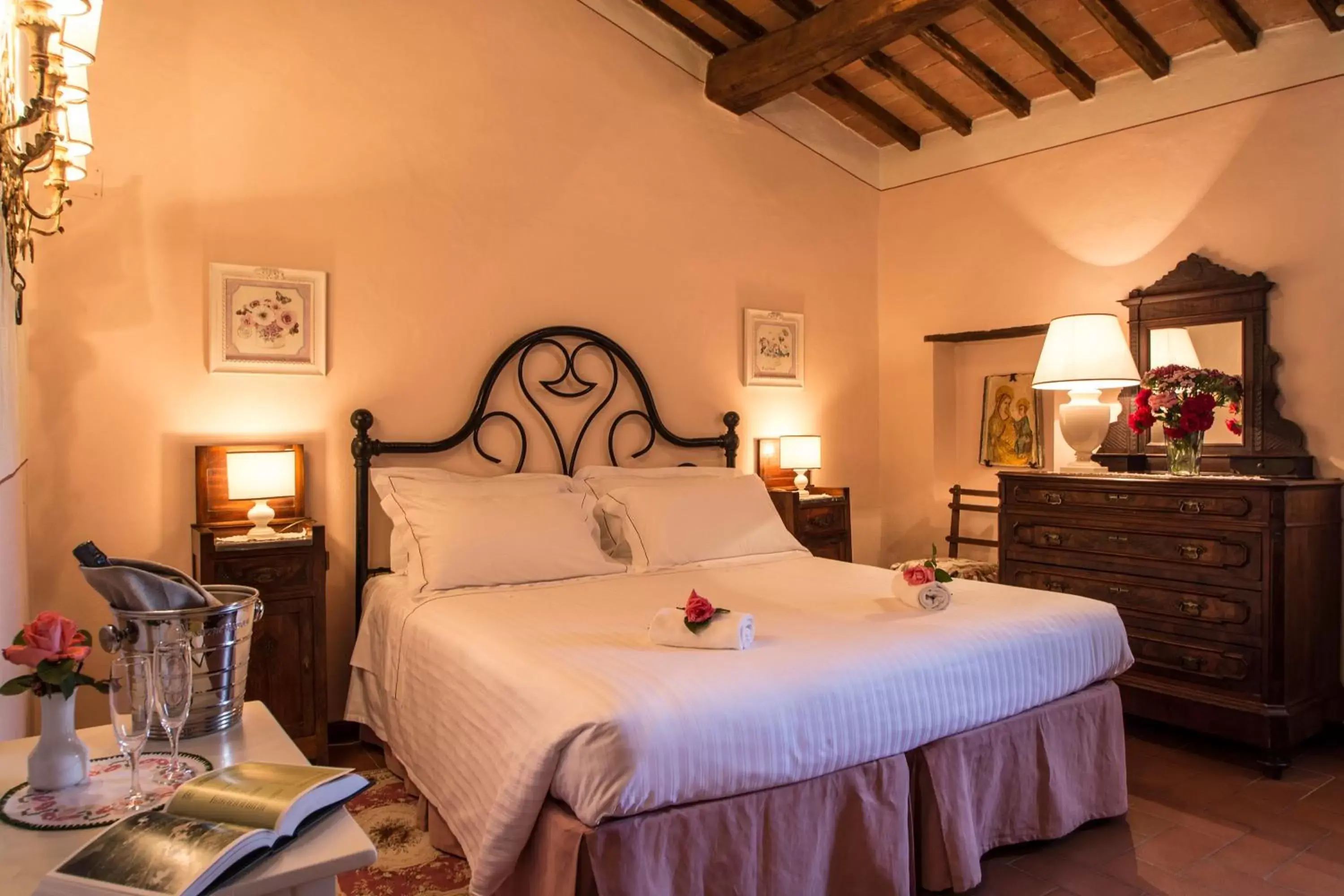 Bedroom, Bed in Hotel Belvedere Di San Leonino
