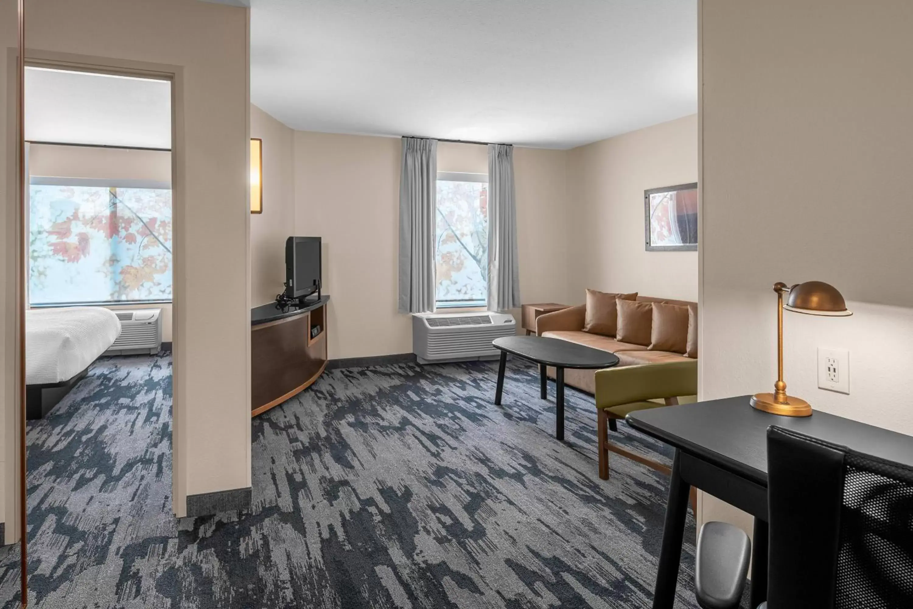 Living room, Seating Area in Fairfield by Marriott Inn & Suites Columbus Hilliard