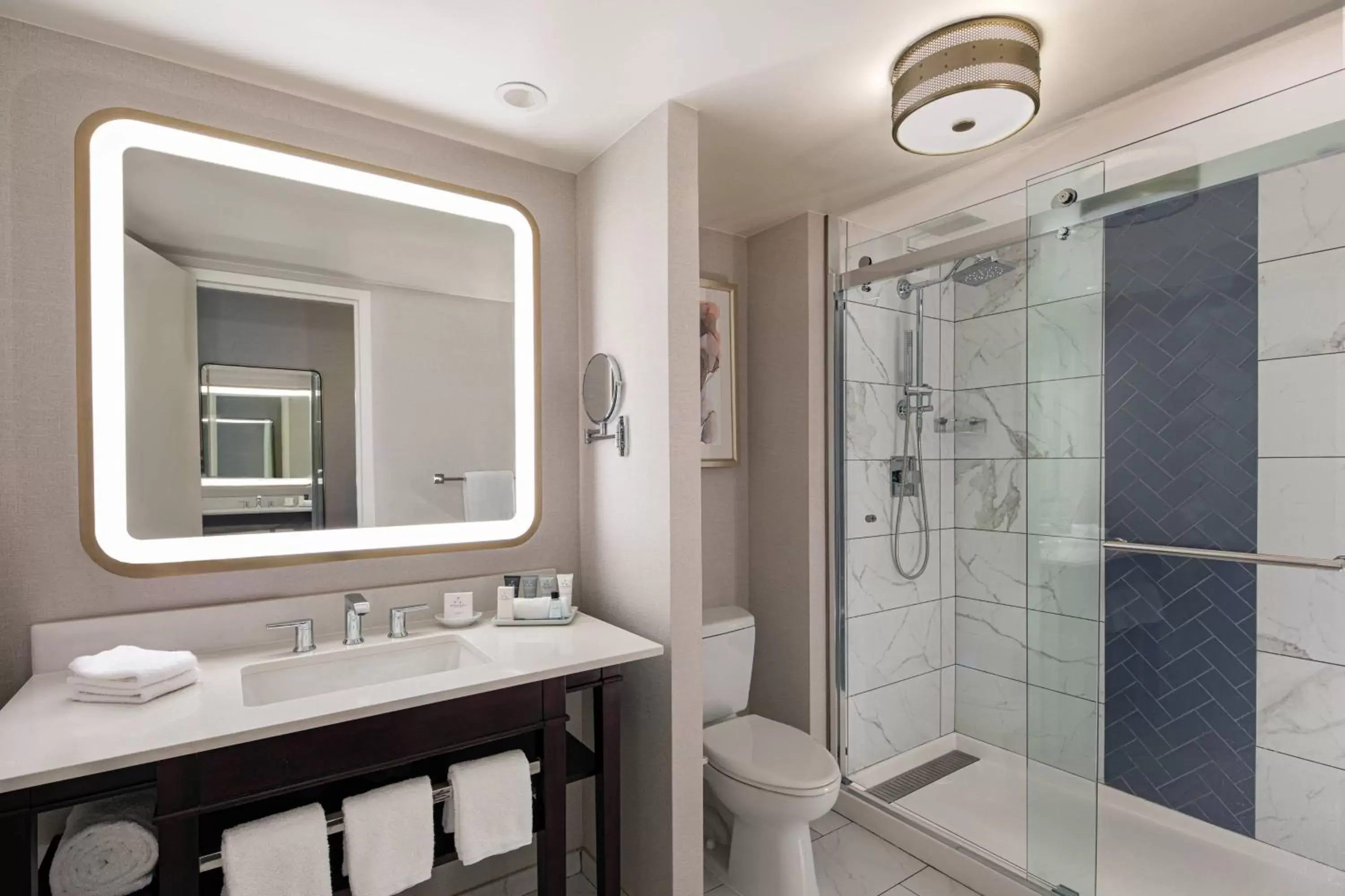 King Room - Concierge Level in JW Marriott Atlanta Buckhead King Room - Concierge Level in JW Marriott Atlanta Buckhead