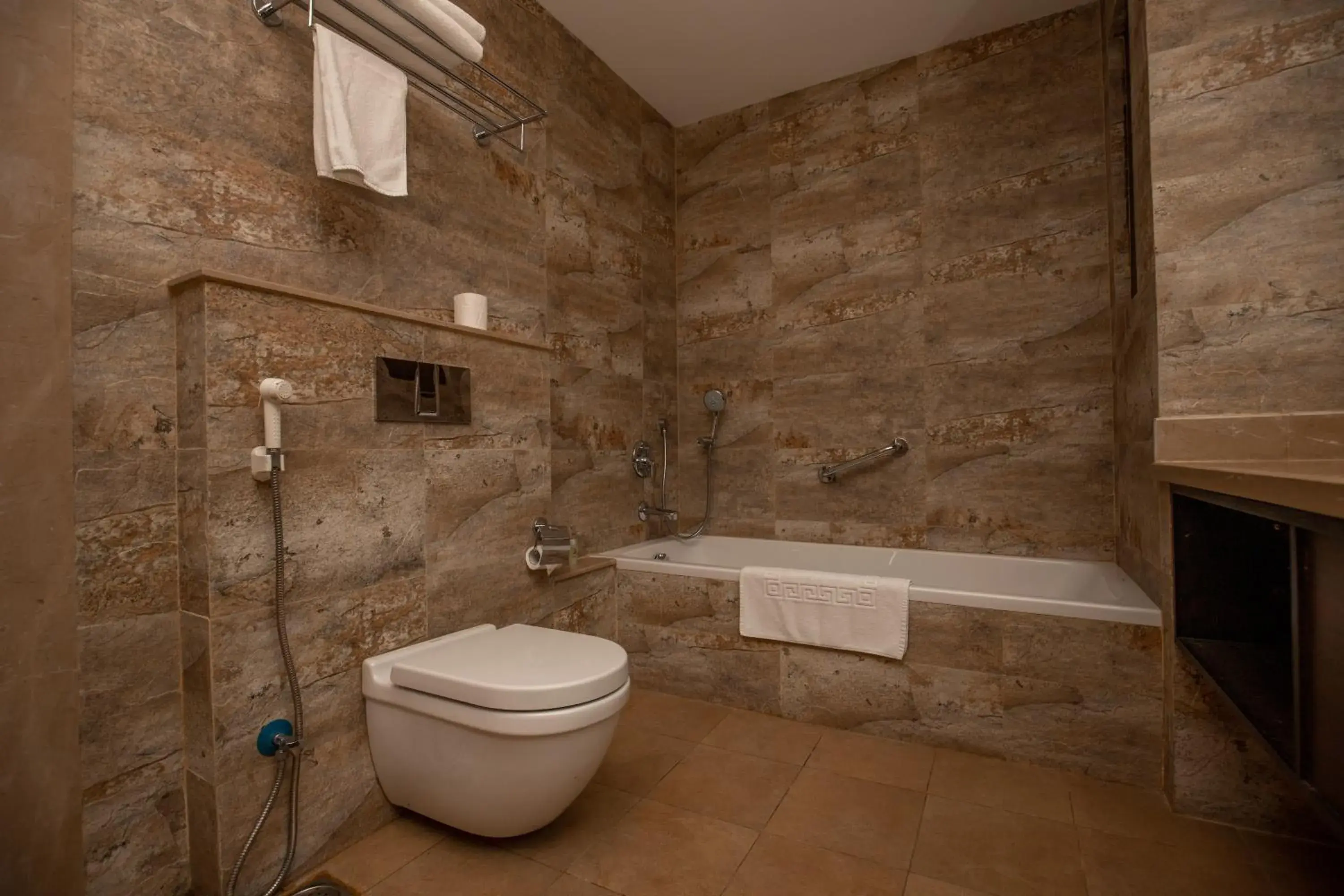 Bathroom in Hotel Tibet International