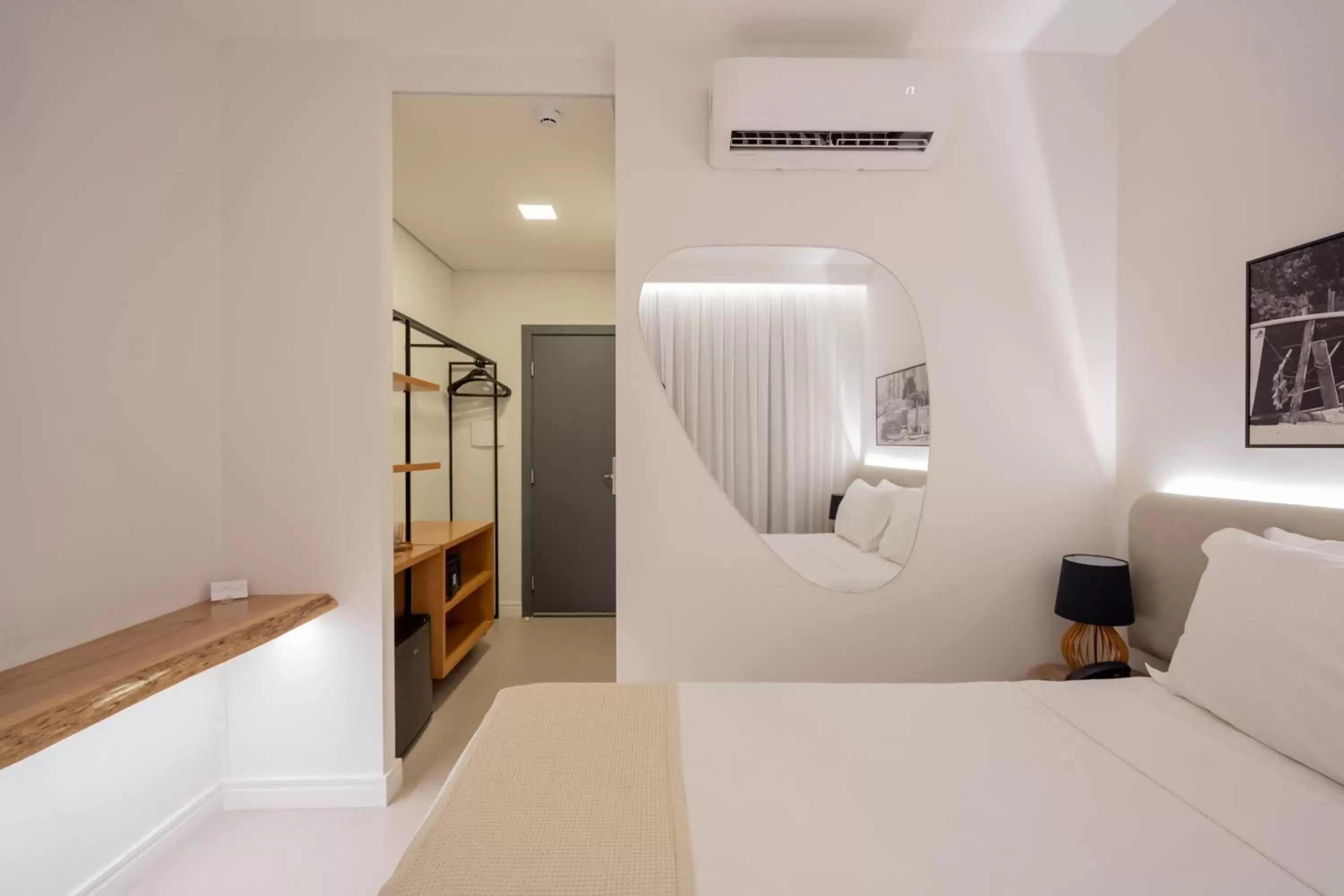 Deluxe Double Room with Balcony in Pauli Boutique Hotel Deluxe Double Room with Balcony in Pauli Boutique Hotel