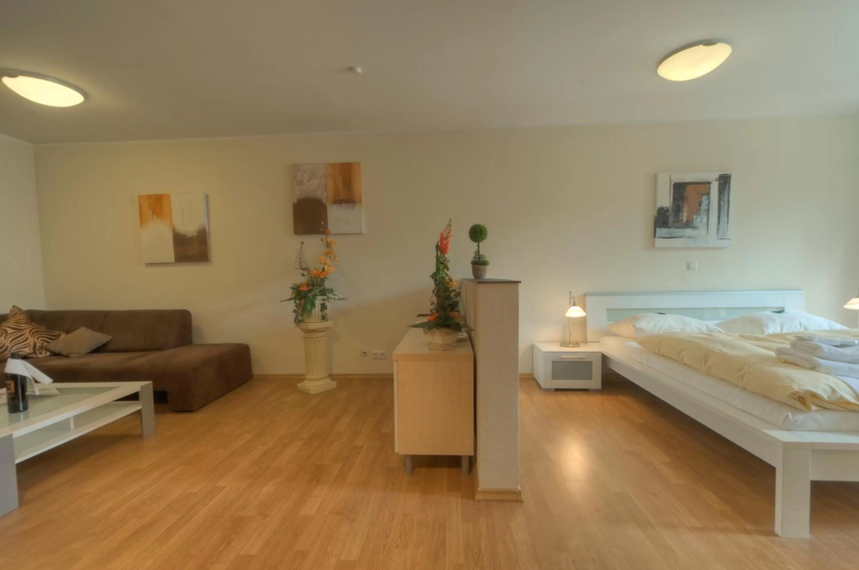 Photo of the whole room, Bed in Hotel Lahnschleife