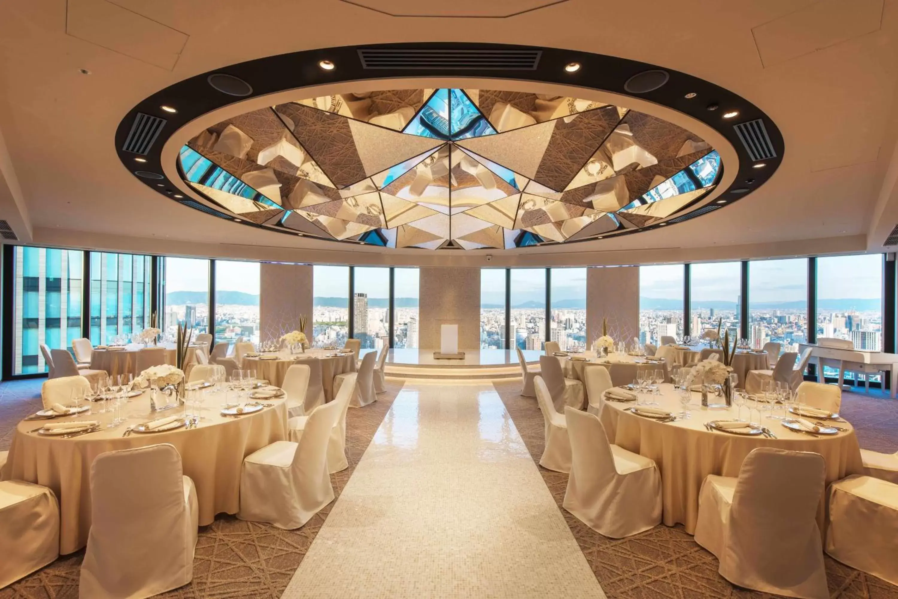 Meeting/conference room, Banquet Facilities in Conrad Osaka