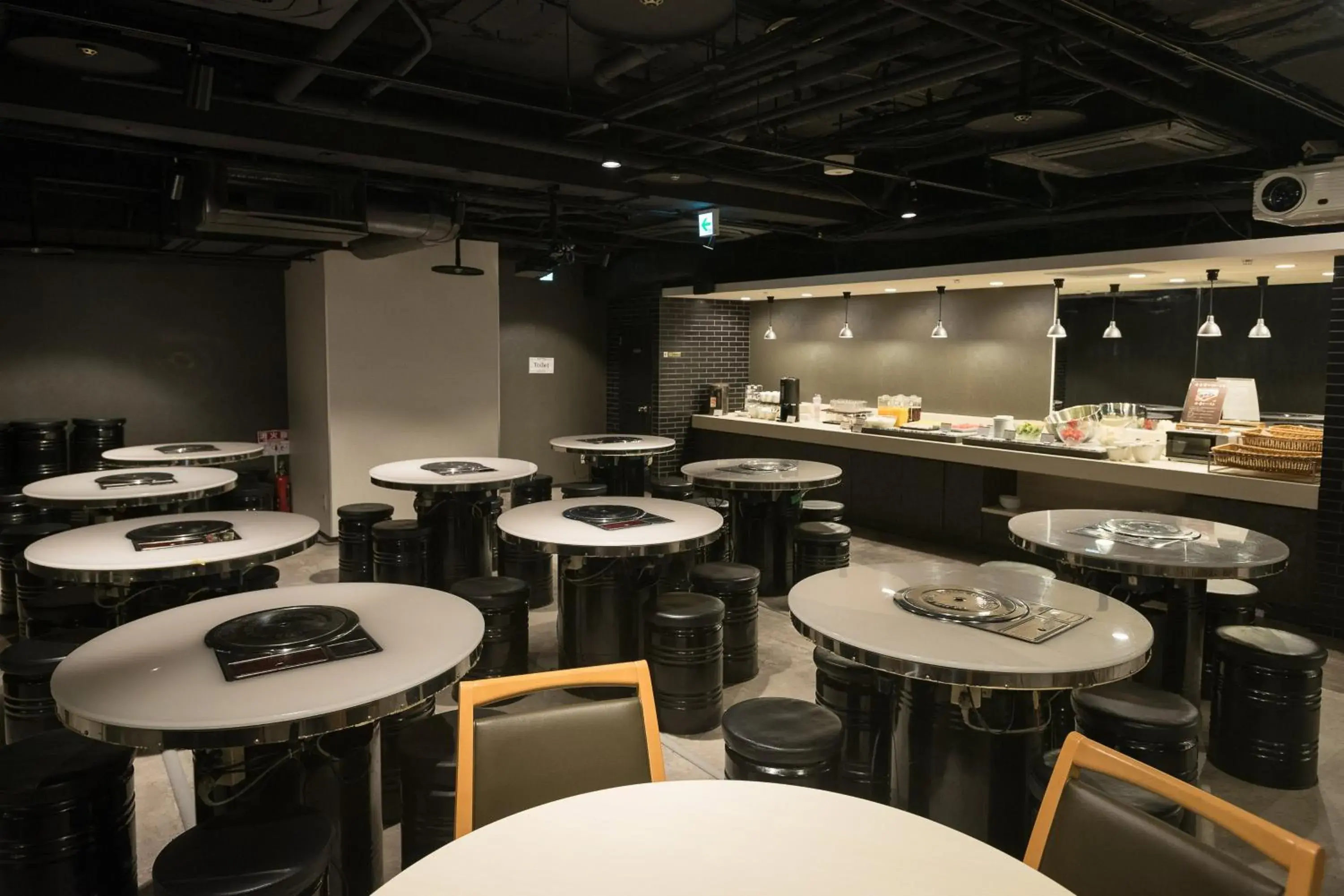 Restaurant/Places to Eat in Hotel Mystays Nagoya Nishiki