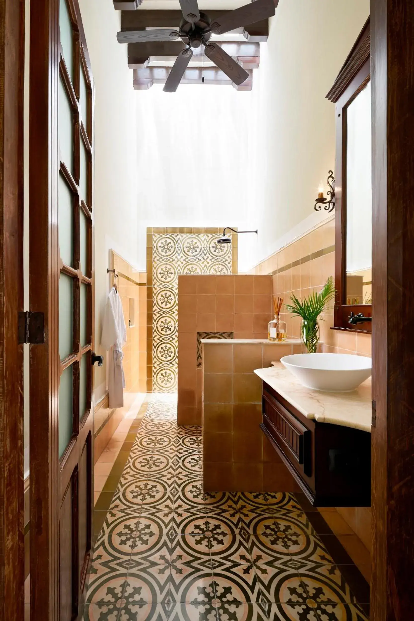 Toilet, Bathroom in Casa Lecanda Boutique Hotel