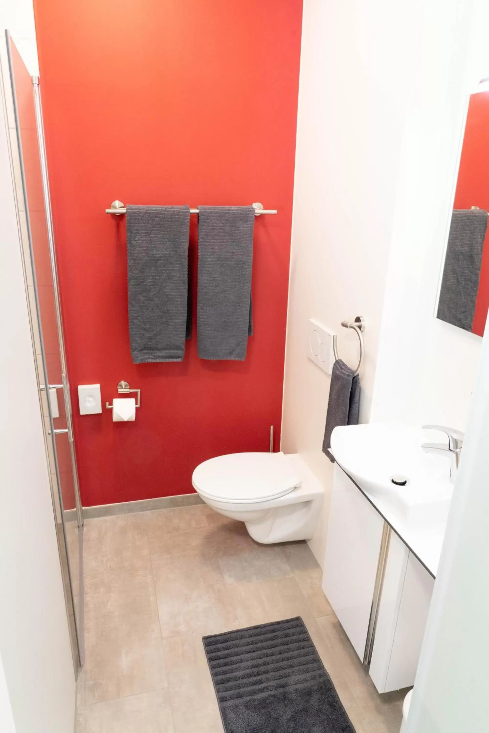 Shower, Bathroom in Anstatthotel Horw - contactless check-in