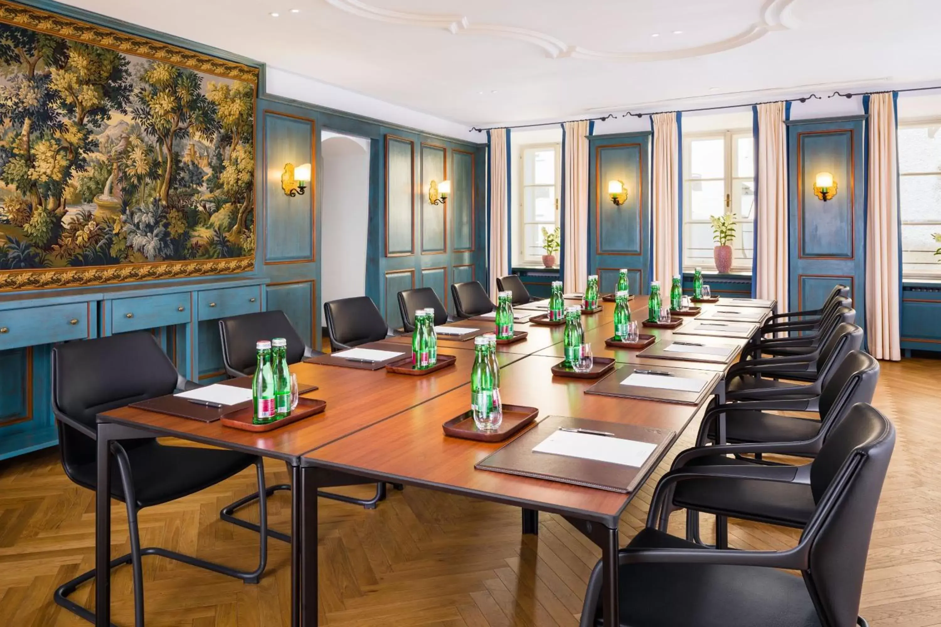 Meeting/conference room, Restaurant/Places to Eat in Hotel Goldener Hirsch, A Luxury Collection Hotel, Salzburg