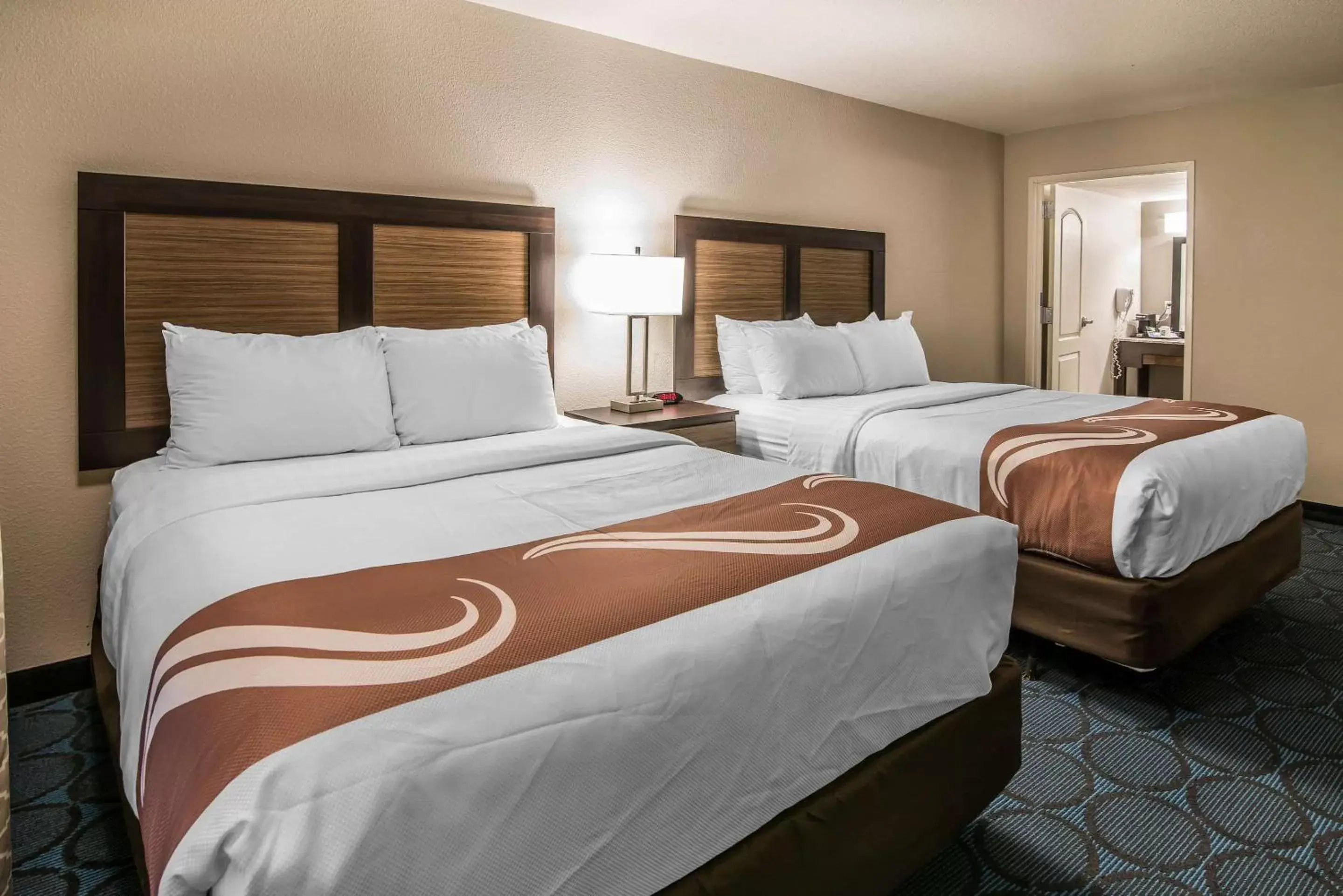 Bed in Elevate Hotel at Sierra Blanca Ruidoso, Ascend Hotel Collection