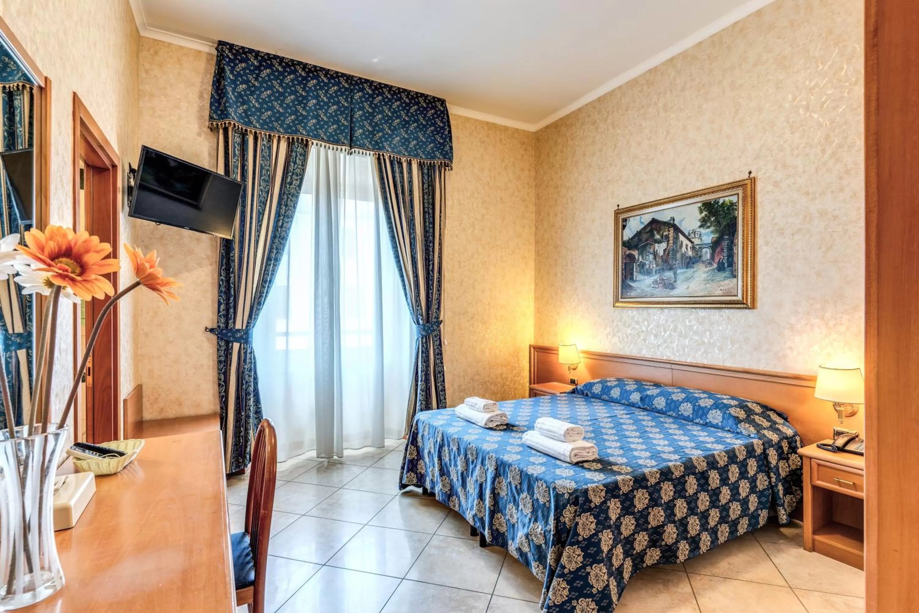 TV and multimedia, Bed in Hotel Orlanda