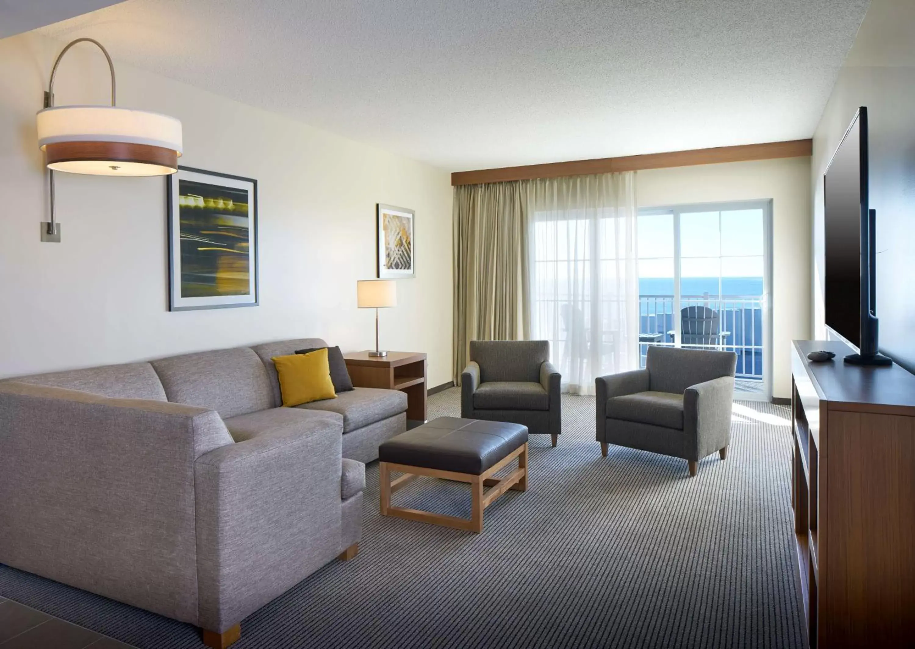 Communal lounge/ TV room, Seating Area in Hyatt Place Ocean City Oceanfront