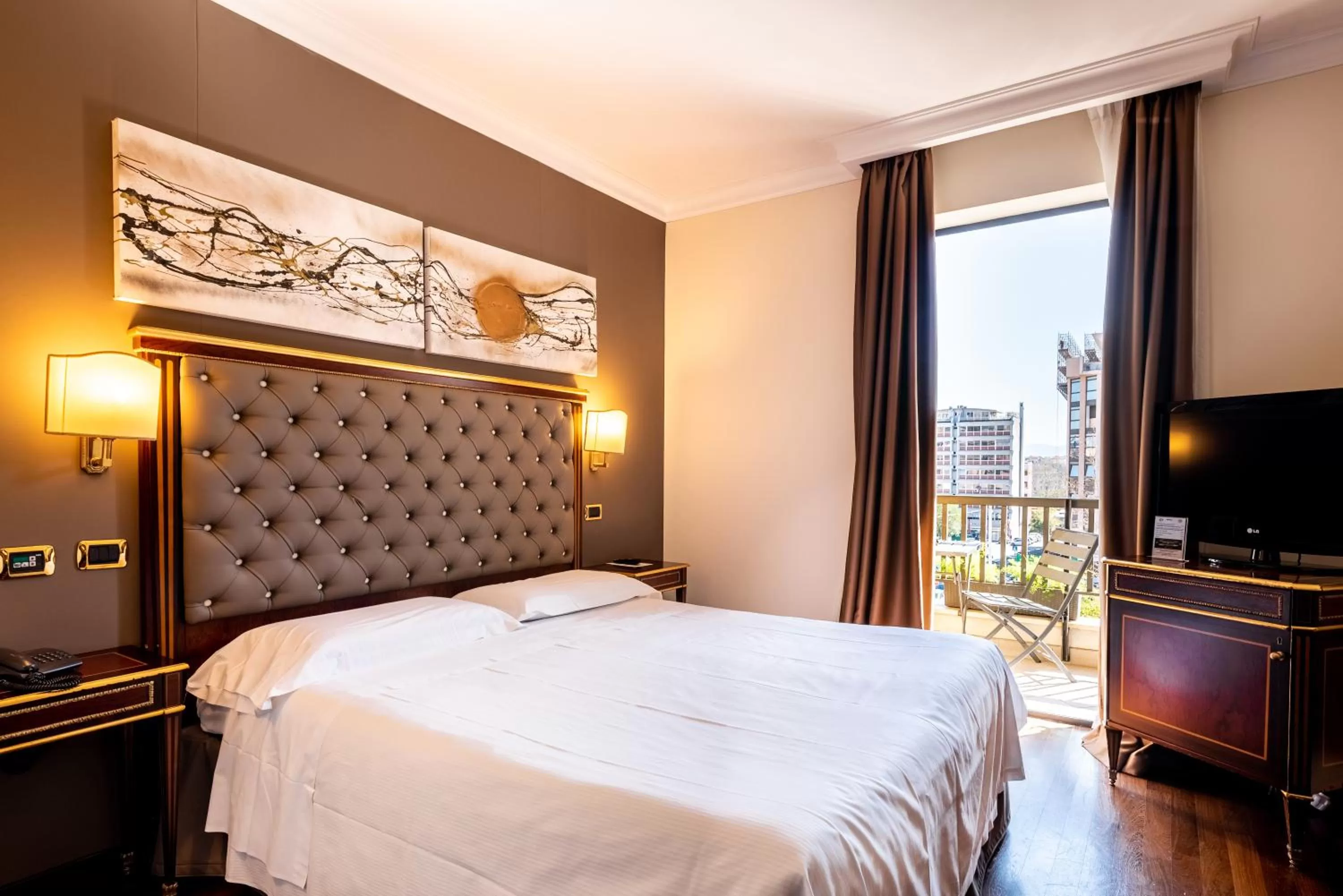 Balcony/Terrace, Bed in Trilussa Palace Hotel Congress & Spa