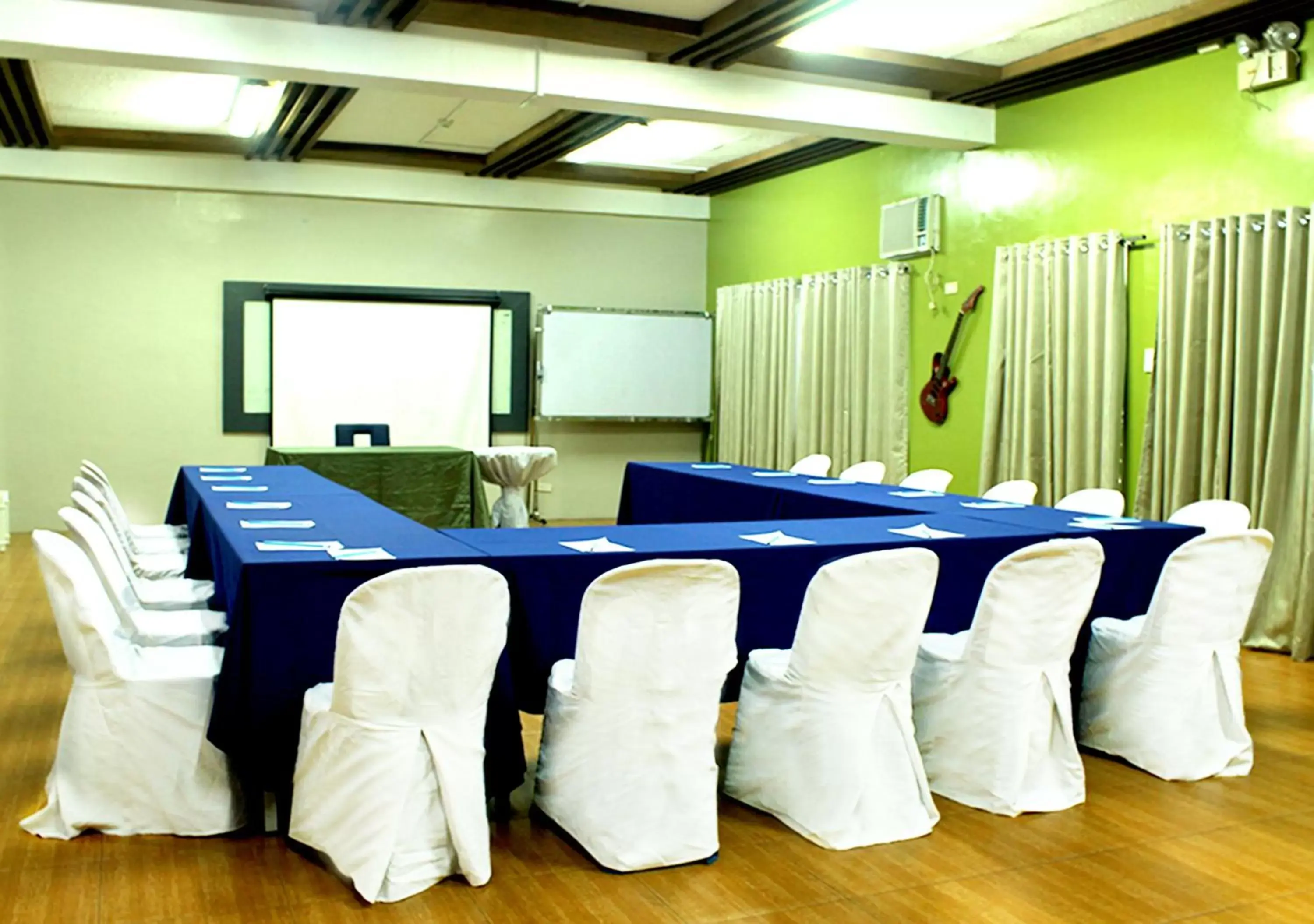 Banquet/Function facilities in Altaroca Mountain Resort Antipolo