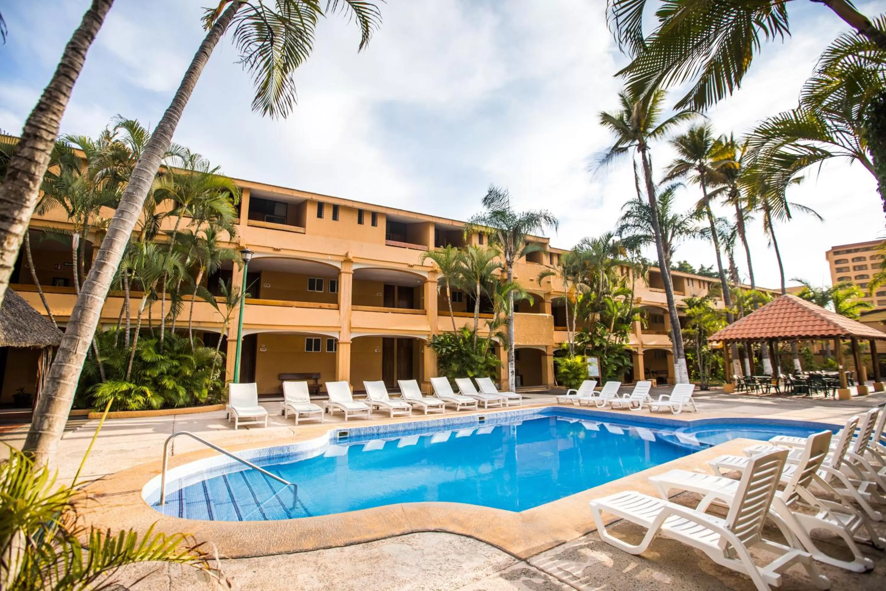 Swimming pool in Hotel Margaritas
