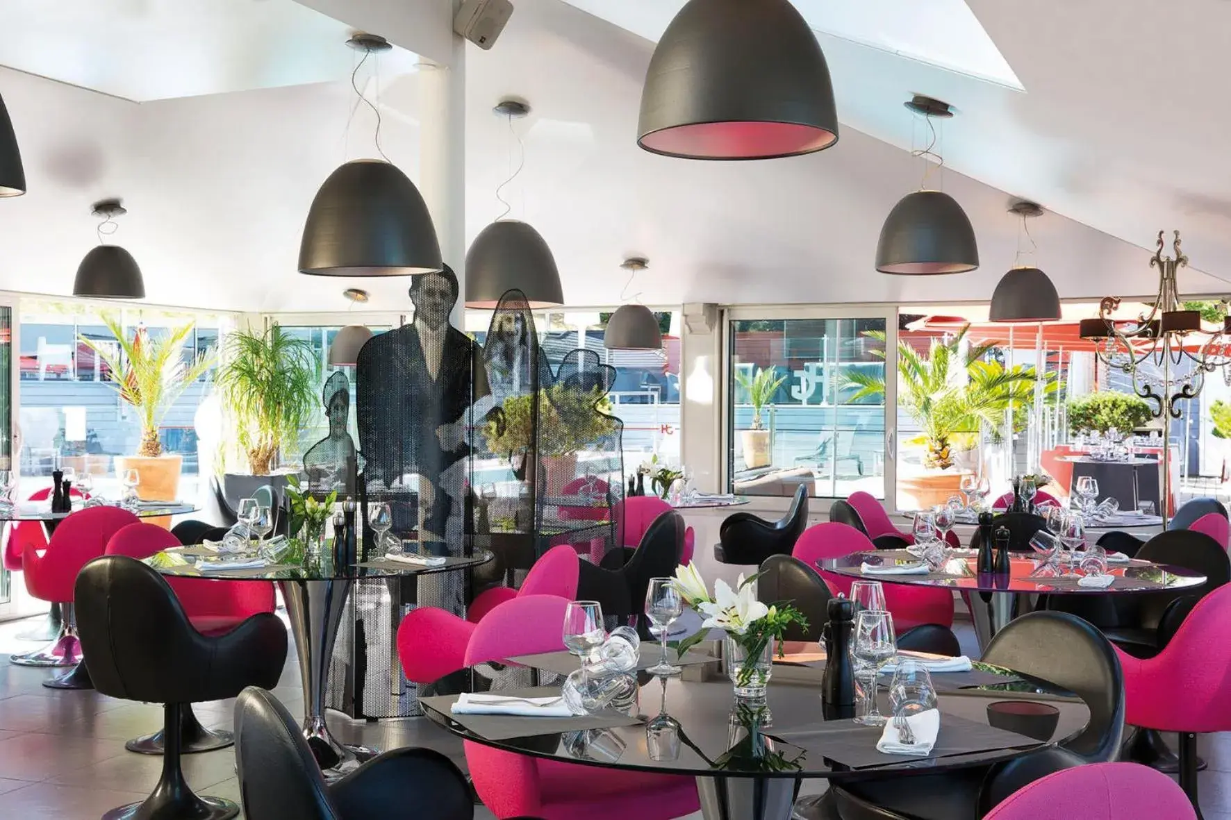 Restaurant/places to eat in Hotel Du Golf Restaurant/places to eat in Hotel Du Golf