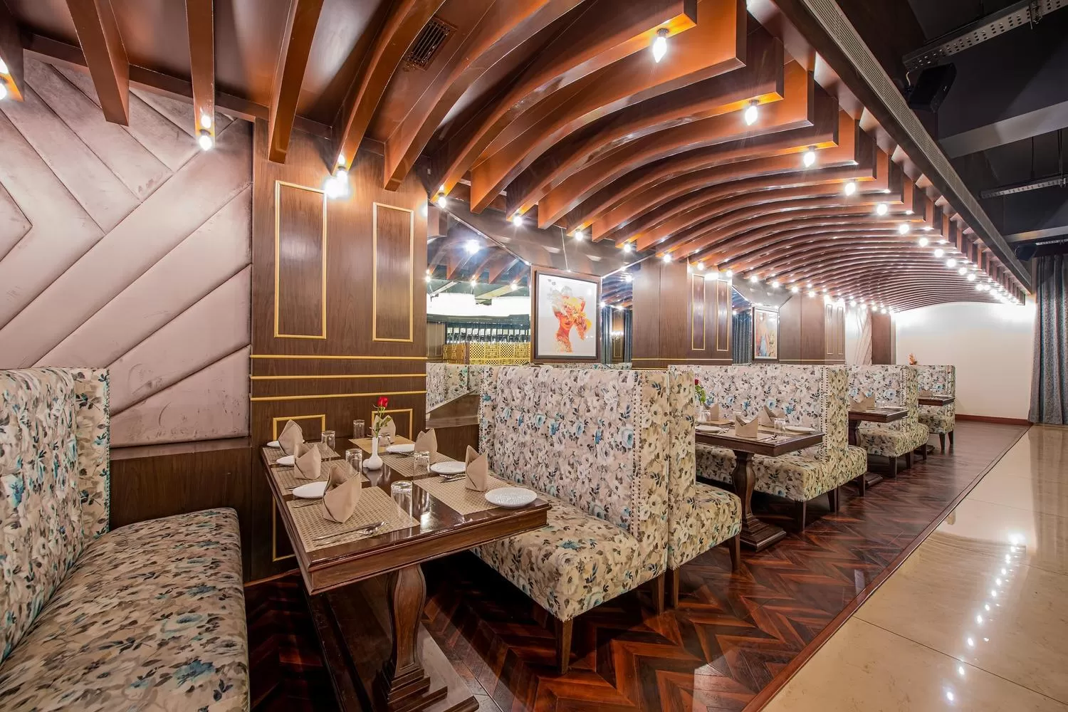 Restaurant/places to eat in Best Western Kapurthala