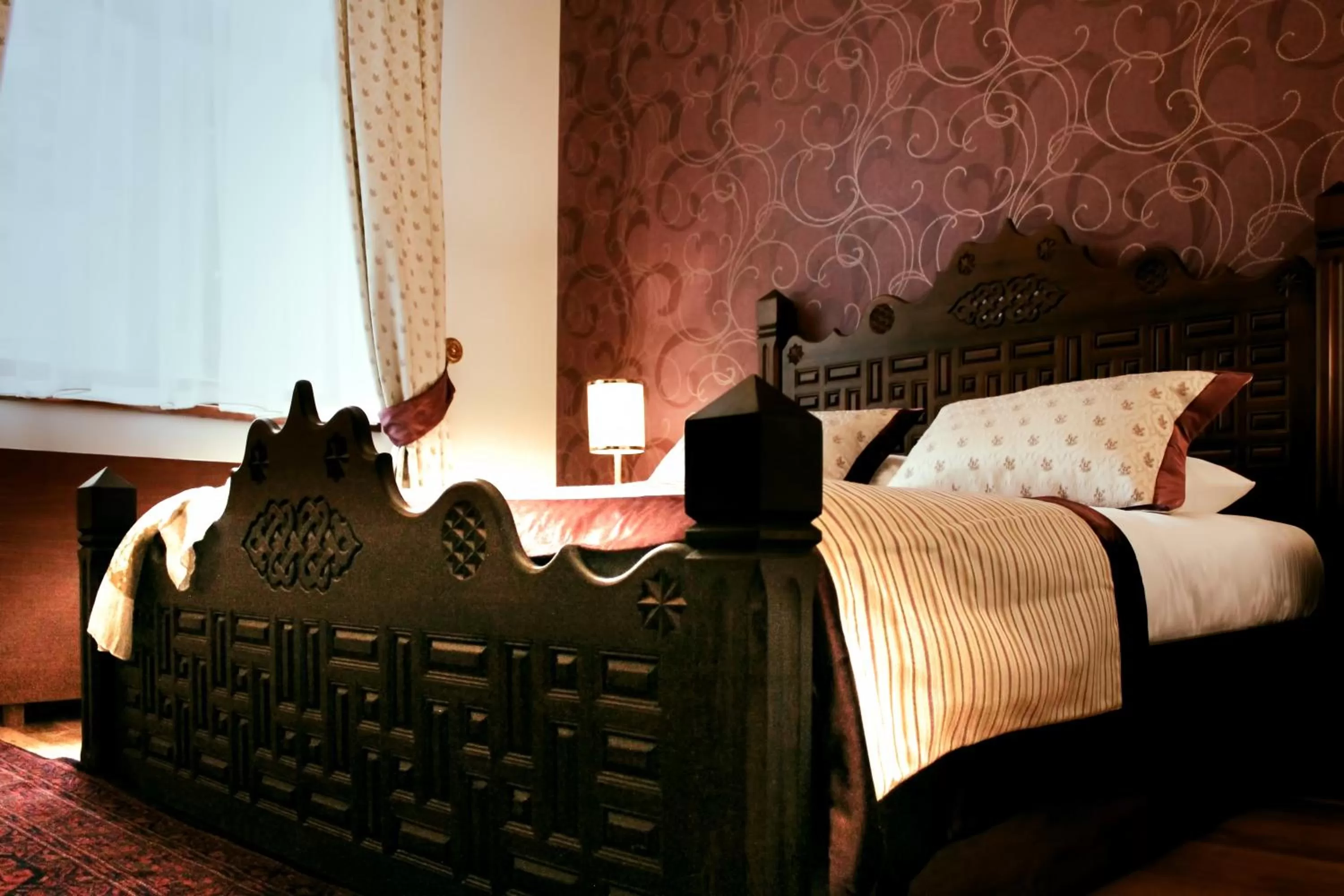 Bed in İsa Begov Hamam Hotel