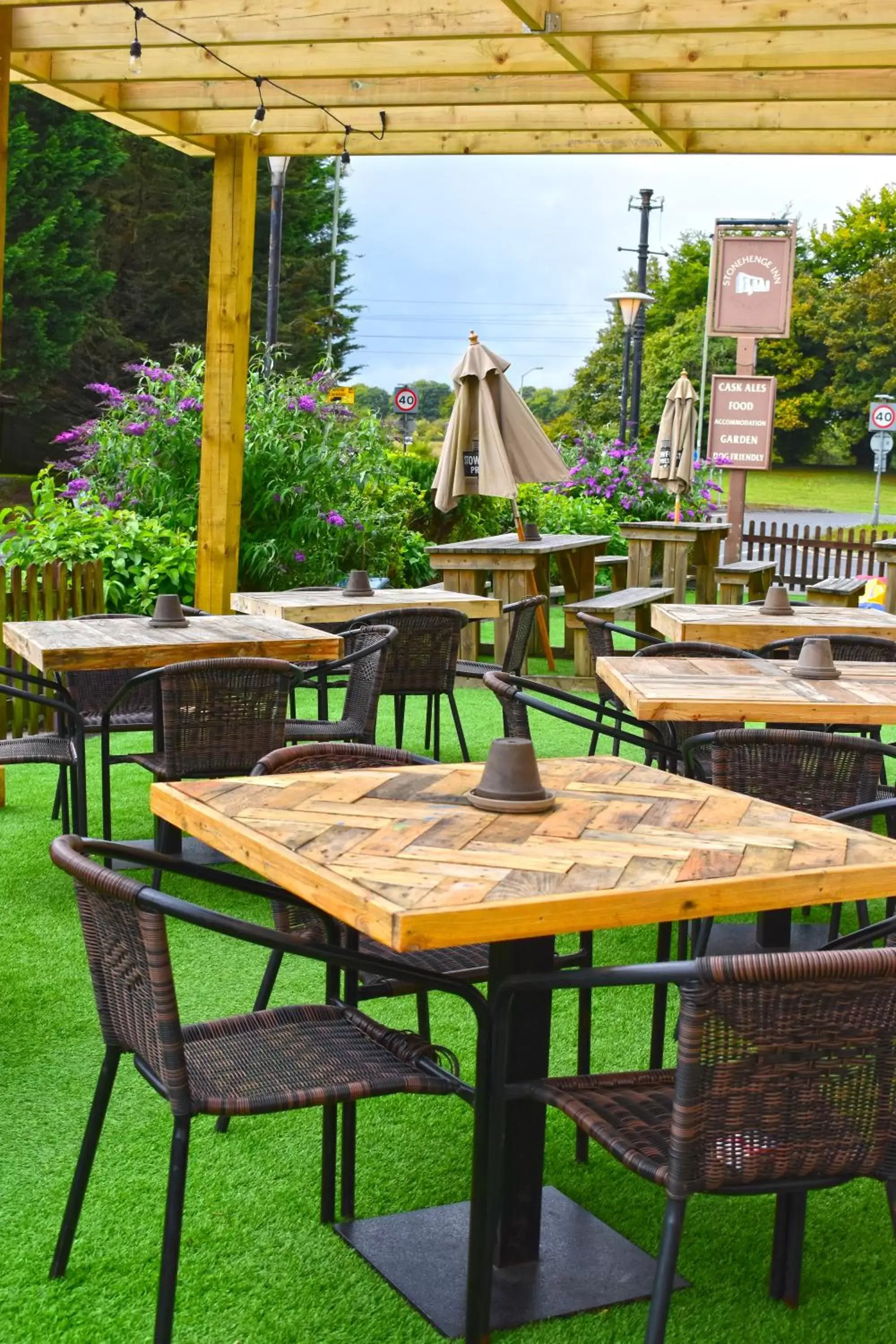 Property building in Stonehenge Inn & Shepherd's Huts