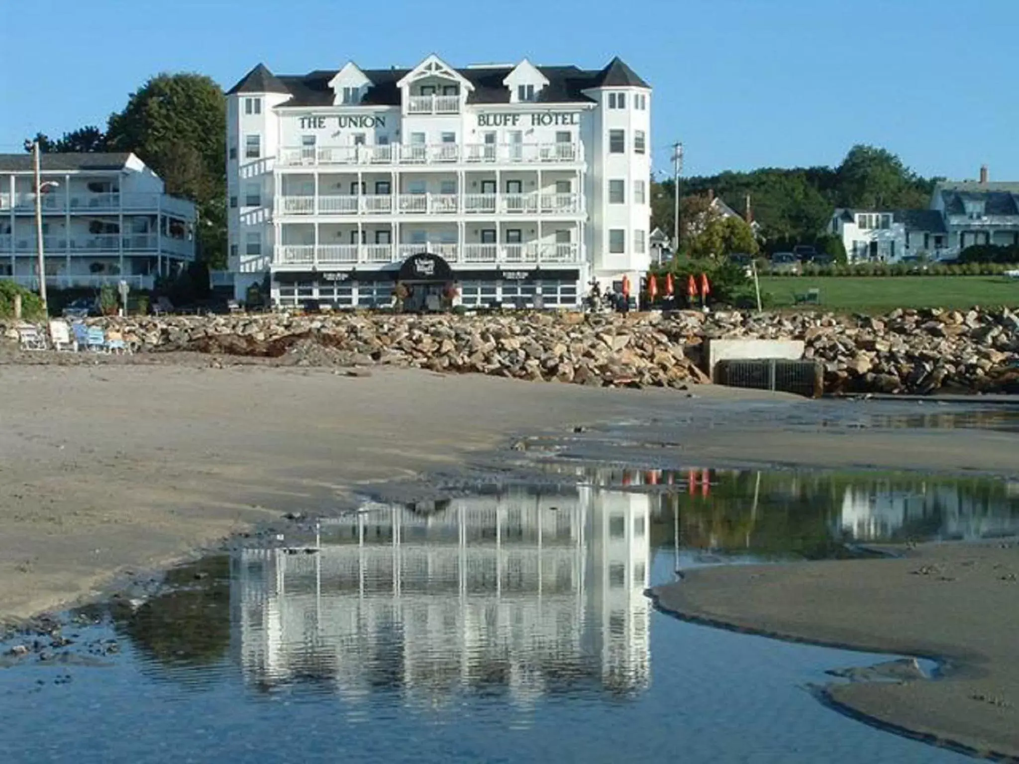 Facade/entrance, Property Building in Union Bluff Hotel