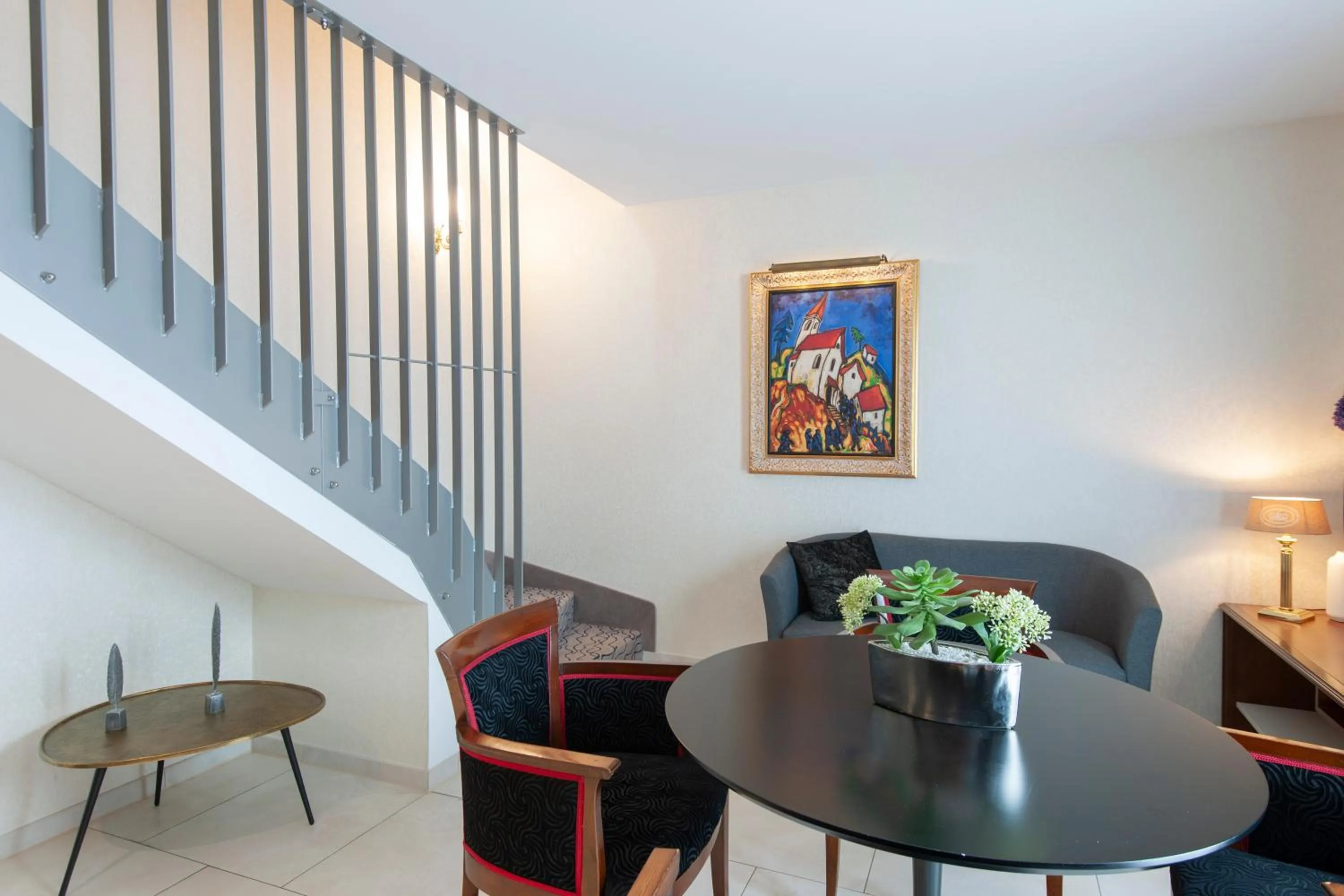 Dining area in AdvaStay by KING's